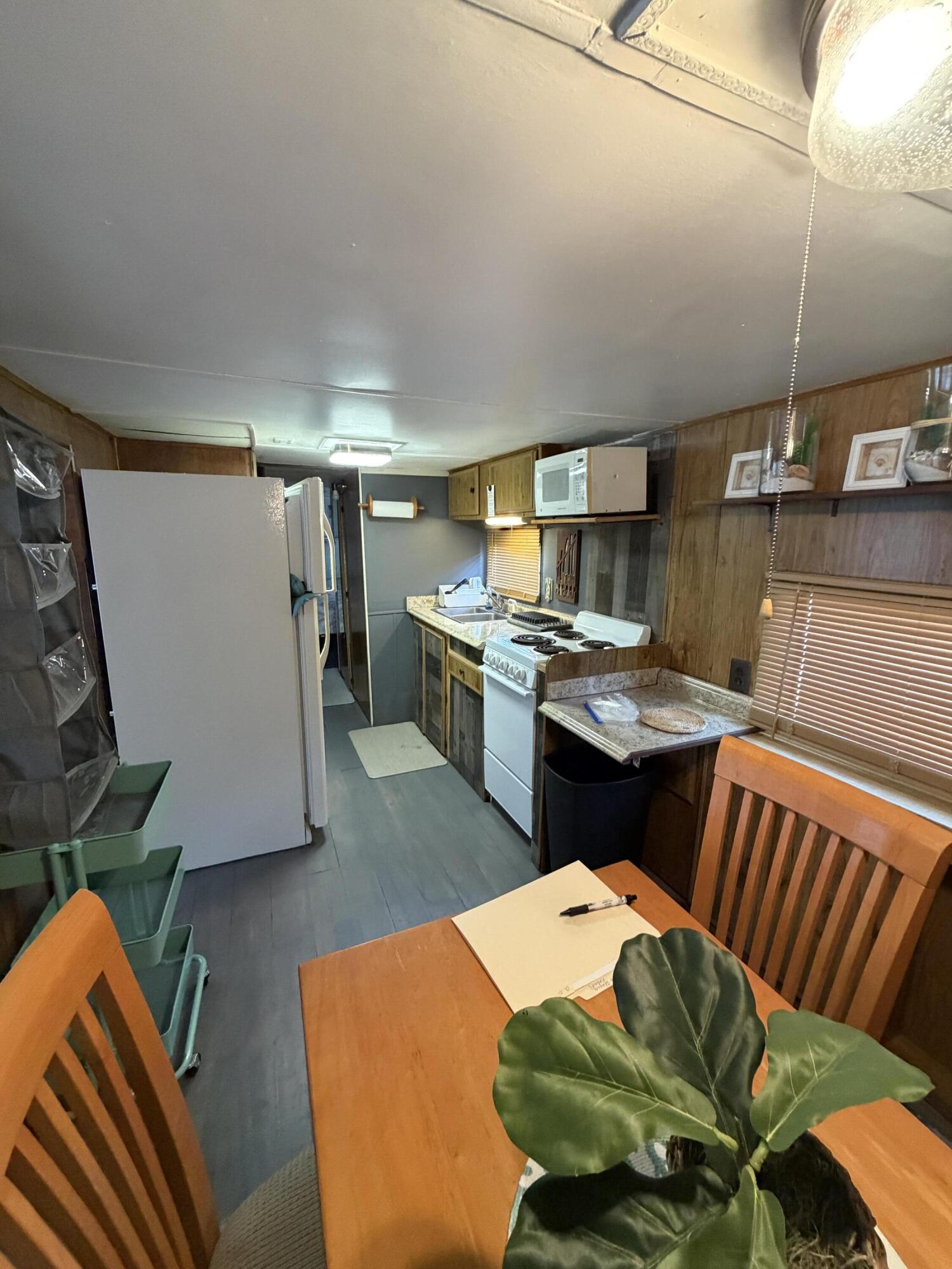 ANCIENT OAKS RV RESORT NO. 1 - Residential