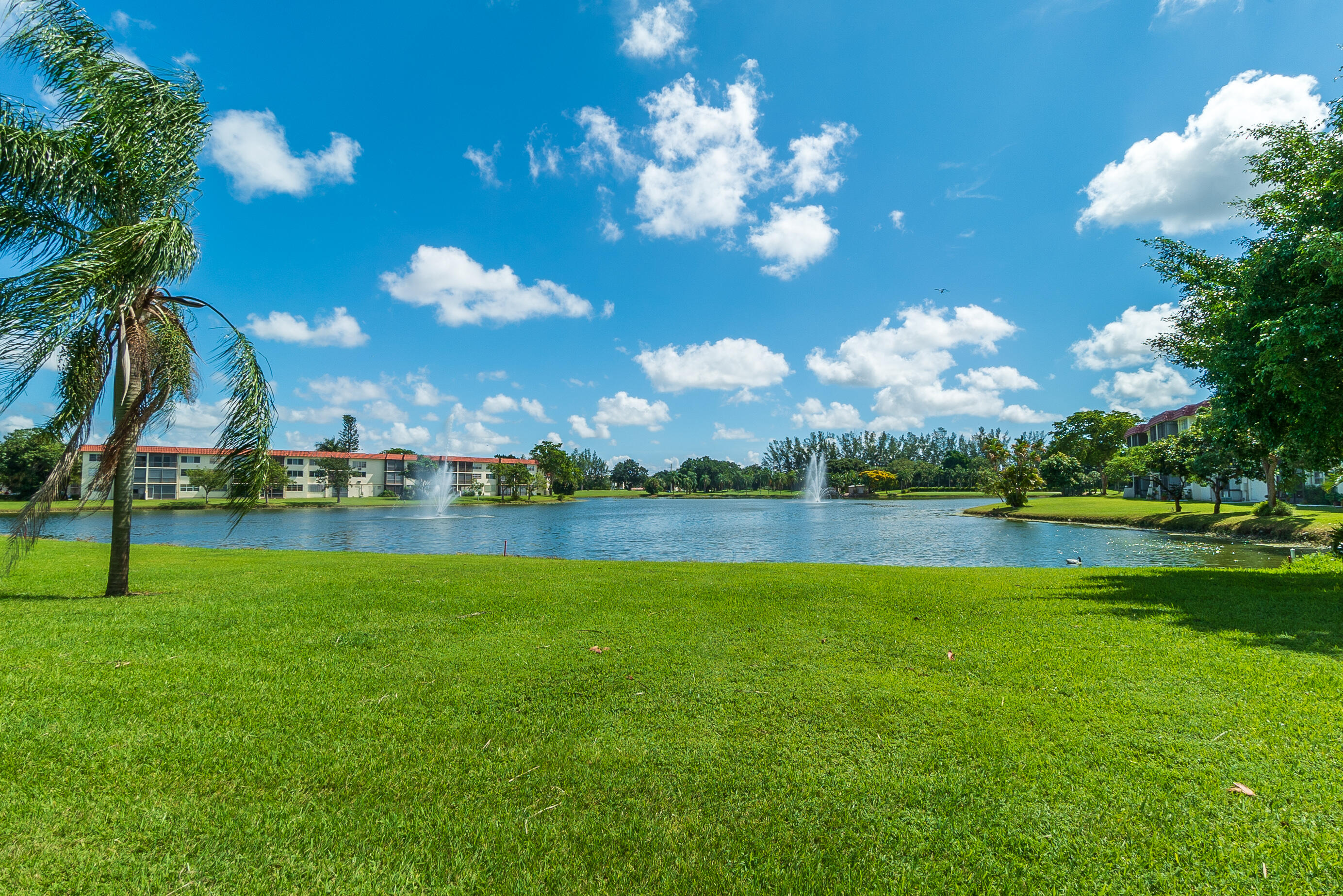 HOLLYBROOK GOLF AND TENNIS CLUB - Residential