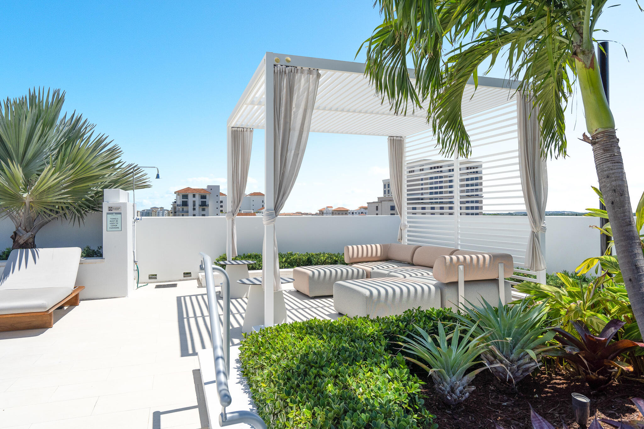 TOWER 155 - Residential Lease
