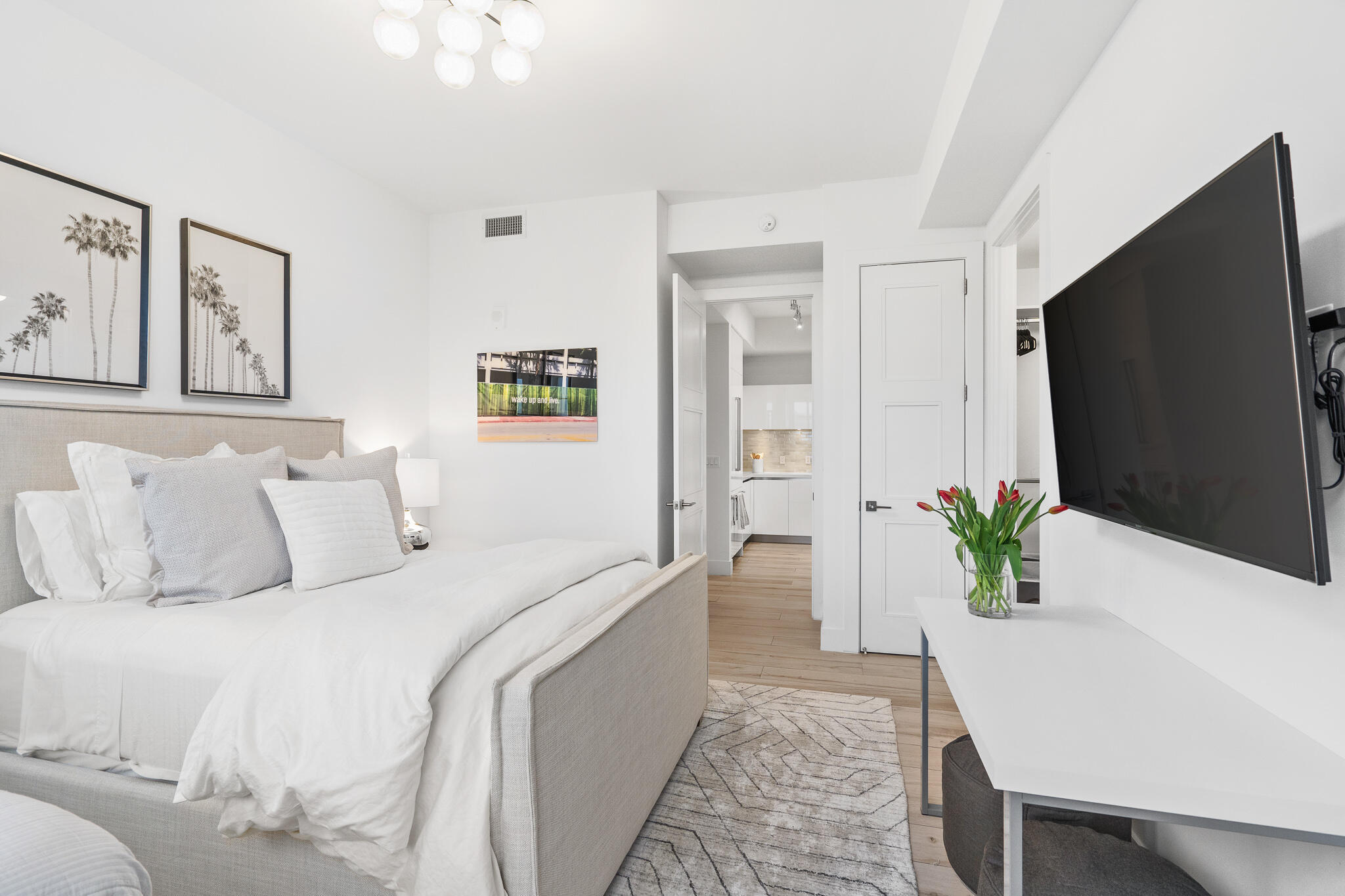TOWER 155 - Residential Lease