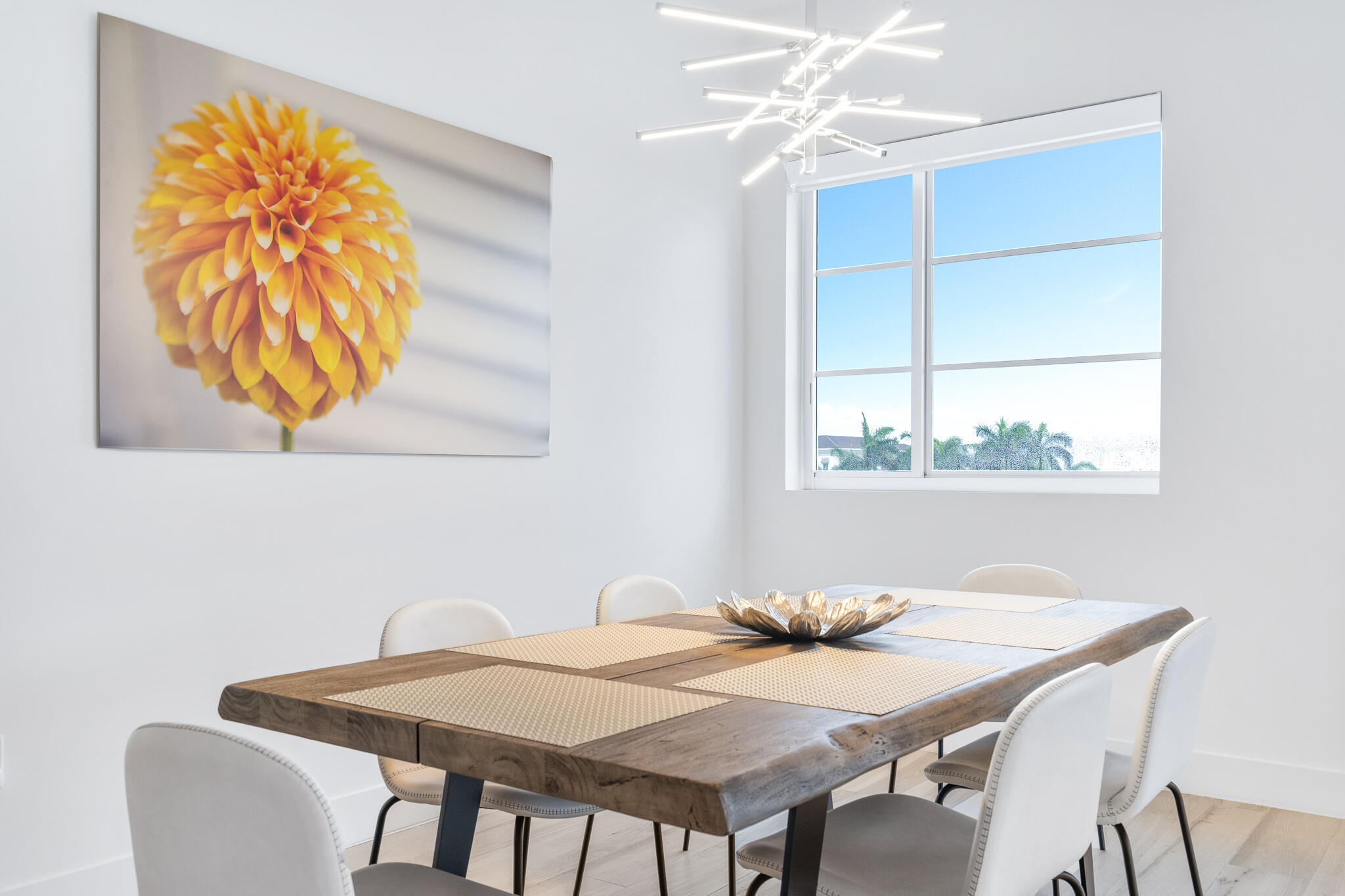 TOWER 155 - Residential Lease