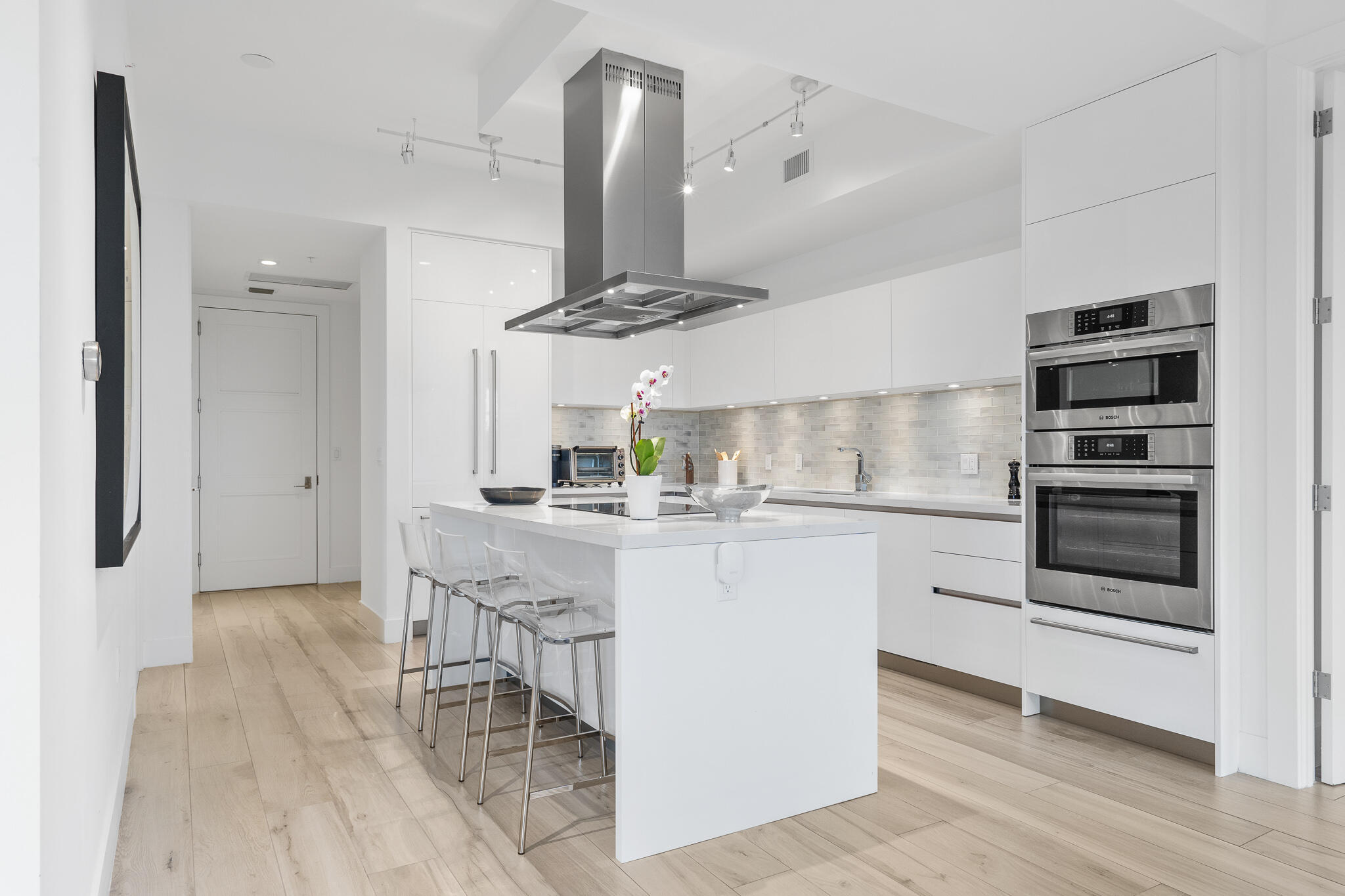 TOWER 155 - Residential Lease