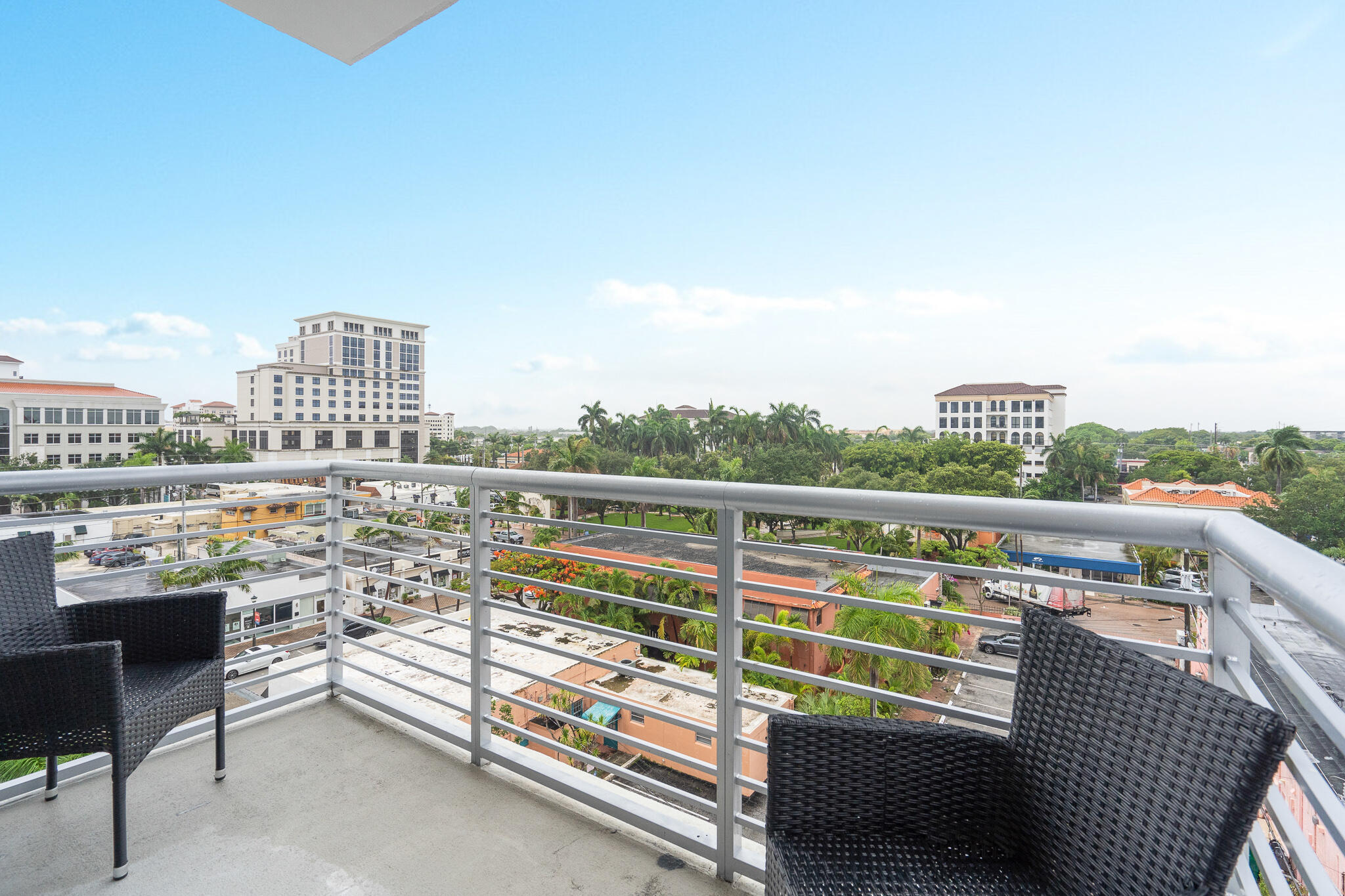 TOWER 155 - Residential Lease