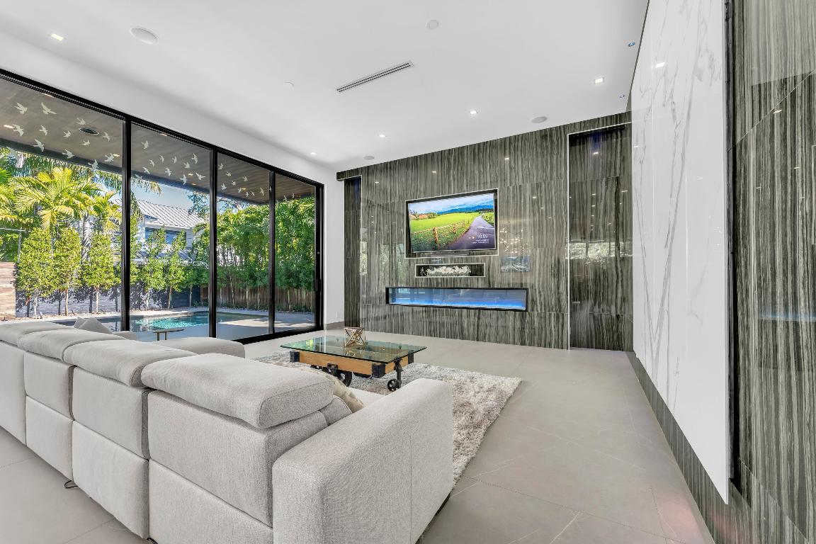 BEACH WAY HEIGHTS UNIT - Residential