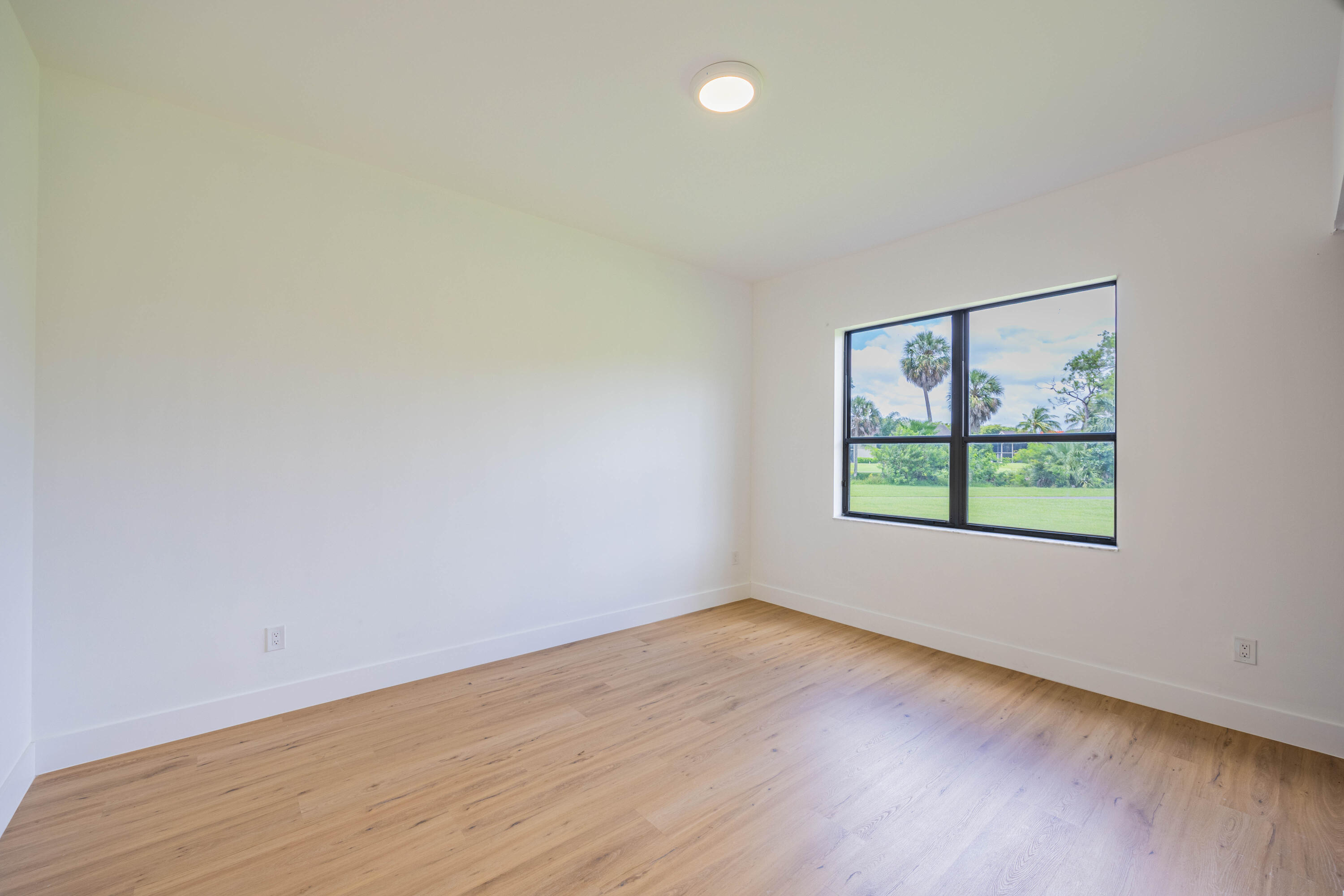 LA PAZ AT BOCA POINTE - Residential Lease