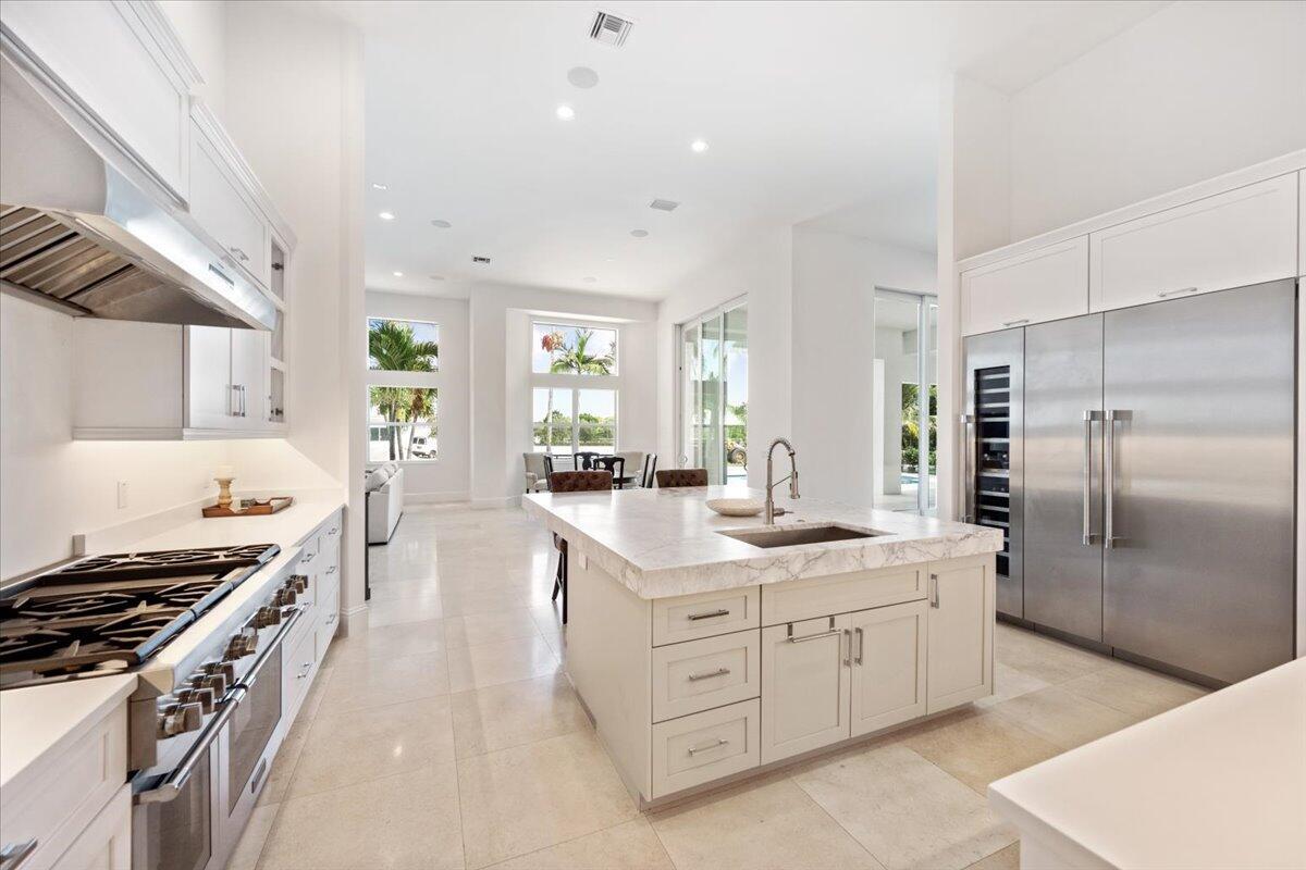 PALM BEACH POINT - Residential