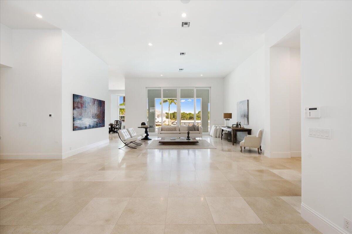 PALM BEACH POINT - Residential
