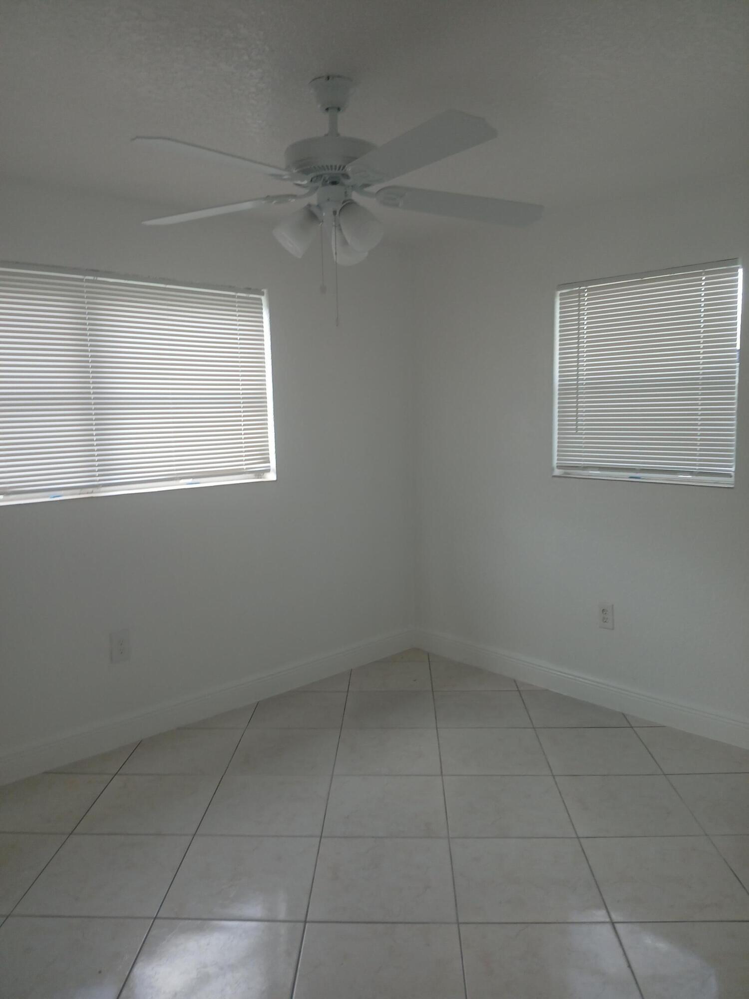 NICHOLAS PARK - Residential Lease