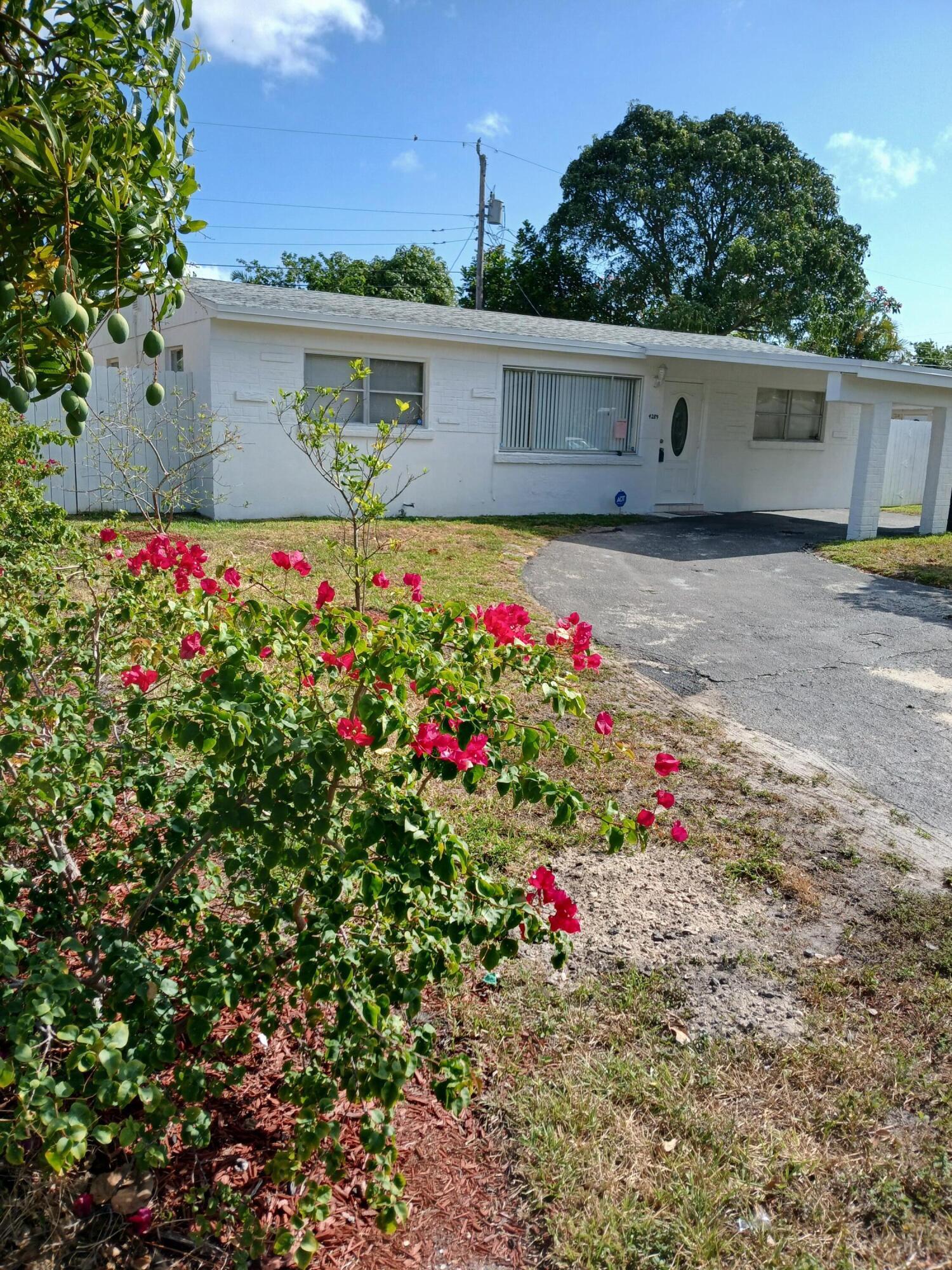 NICHOLAS PARK - Residential Lease