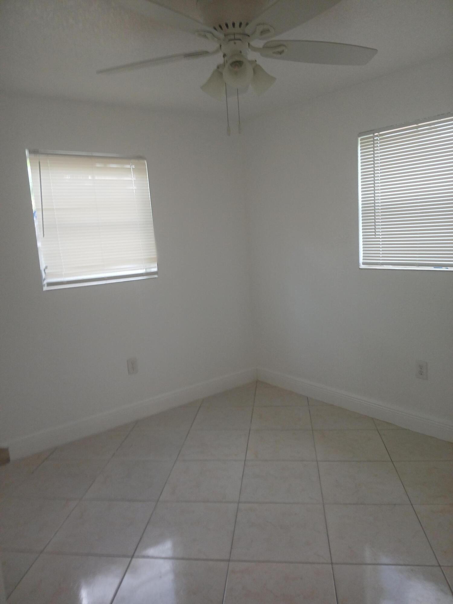NICHOLAS PARK - Residential Lease