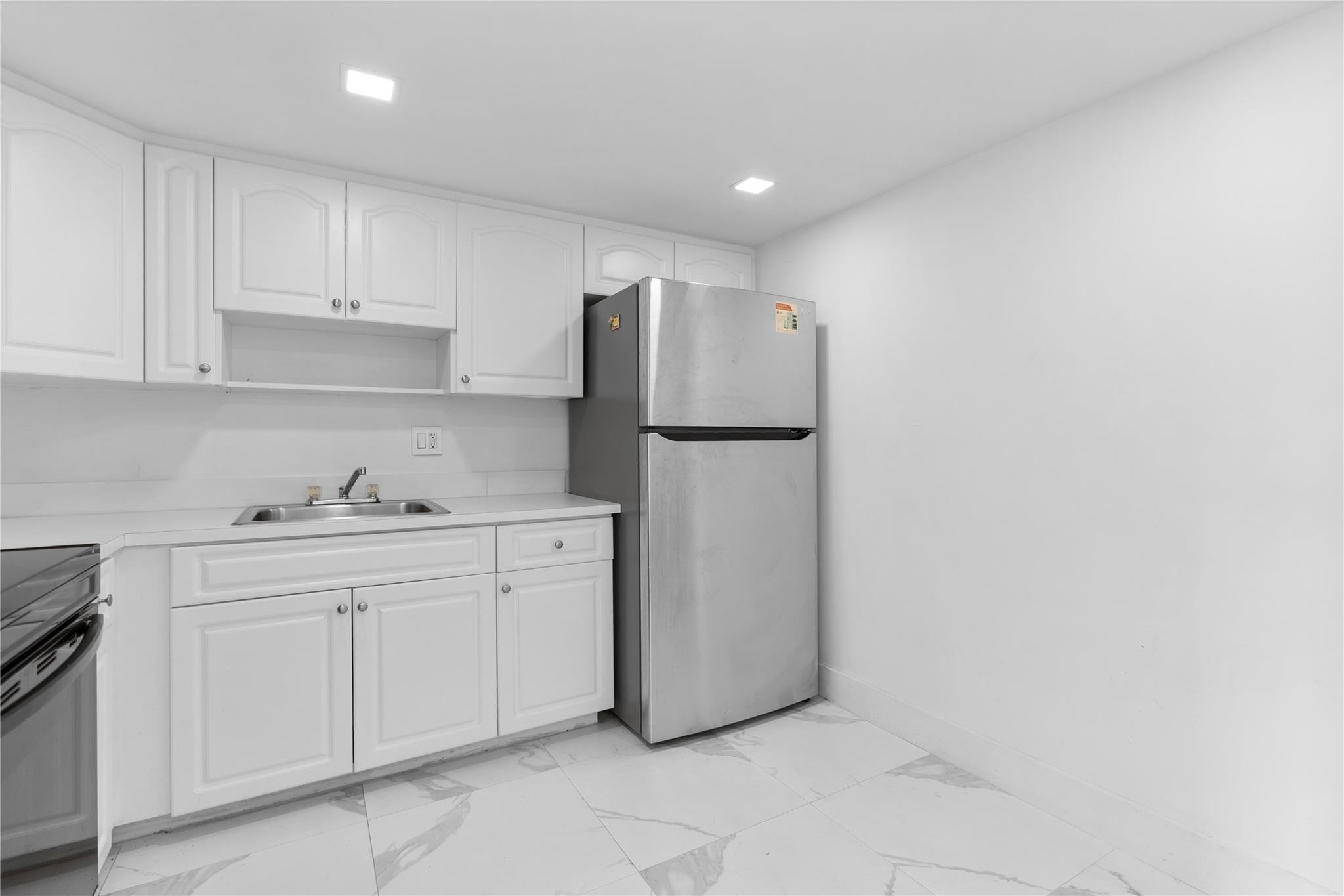 Start building equity and generating income from day one with this beautifully updated condo. featuring a reliable tenant already in place. For buyers looking to transition into homeownership, this property also offers an affordable and welcoming place to call home in the future. The building has successfully completed its 40-year certification, Resort style amenities including pool, fitness center, picnic tables. Location is very central a lot of new restaurants and shopping popping up in the area you will always have something to do. Washer/Dryer in unit. Remodeled bathrooms, updated floors in main living. Split floor plan. Kitchen right off the dining/living room.