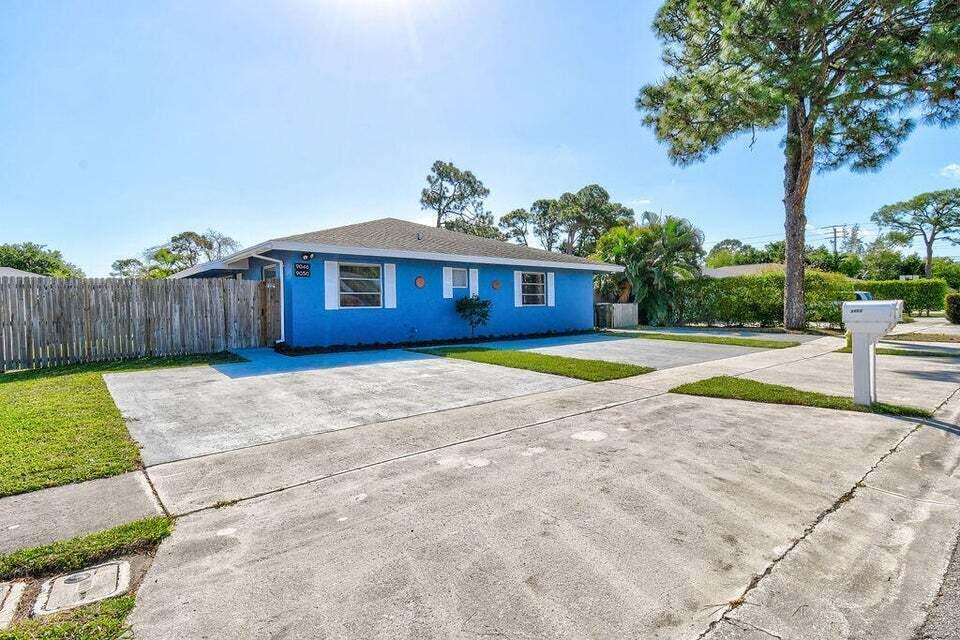 HIGHLAND PINES - Residential Lease