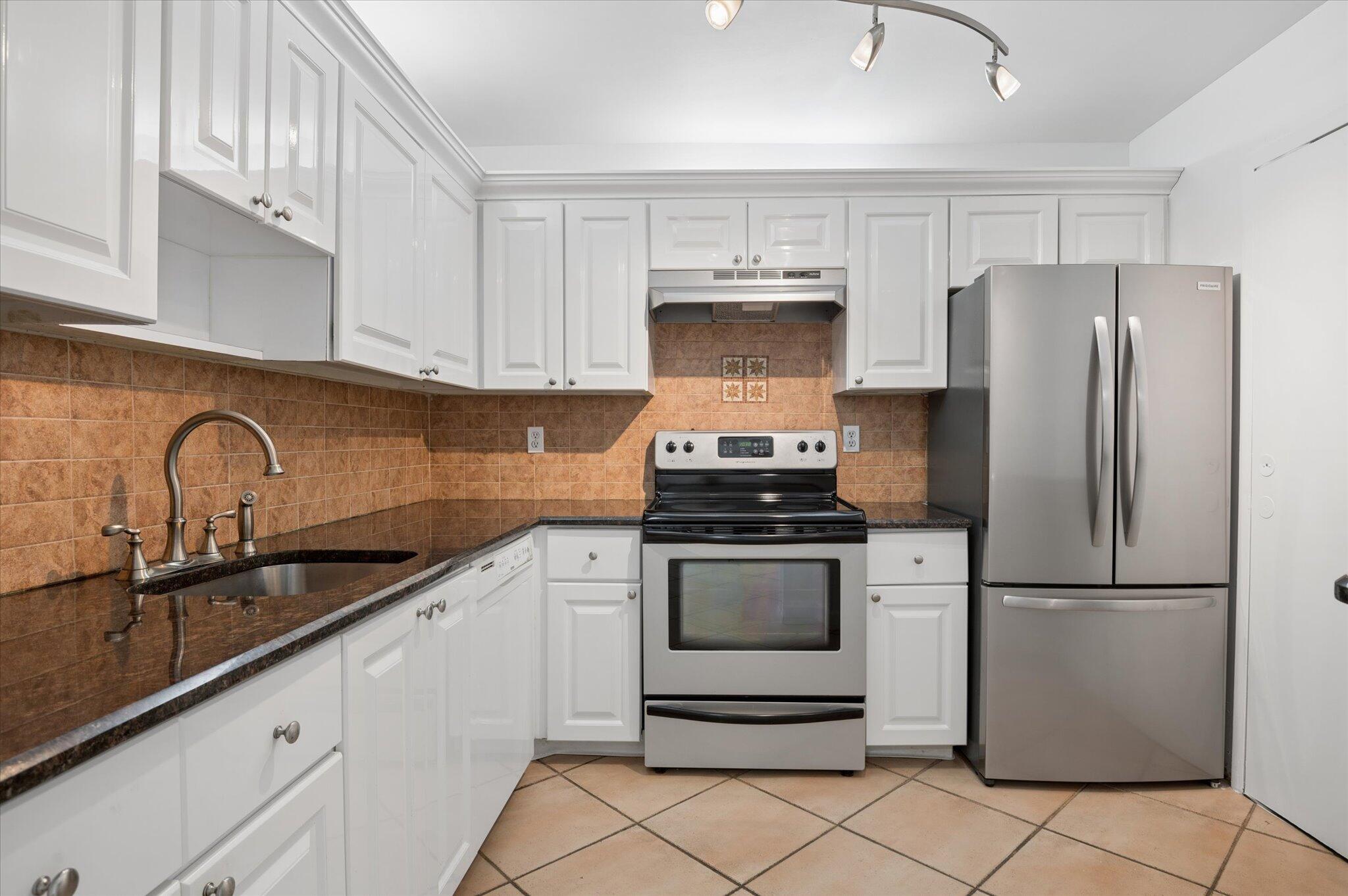 EAST POINT TOWERS CONDO - Residential