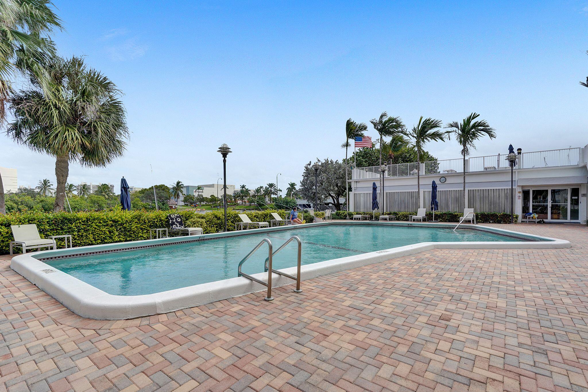 EAST POINT TOWERS CONDO - Residential