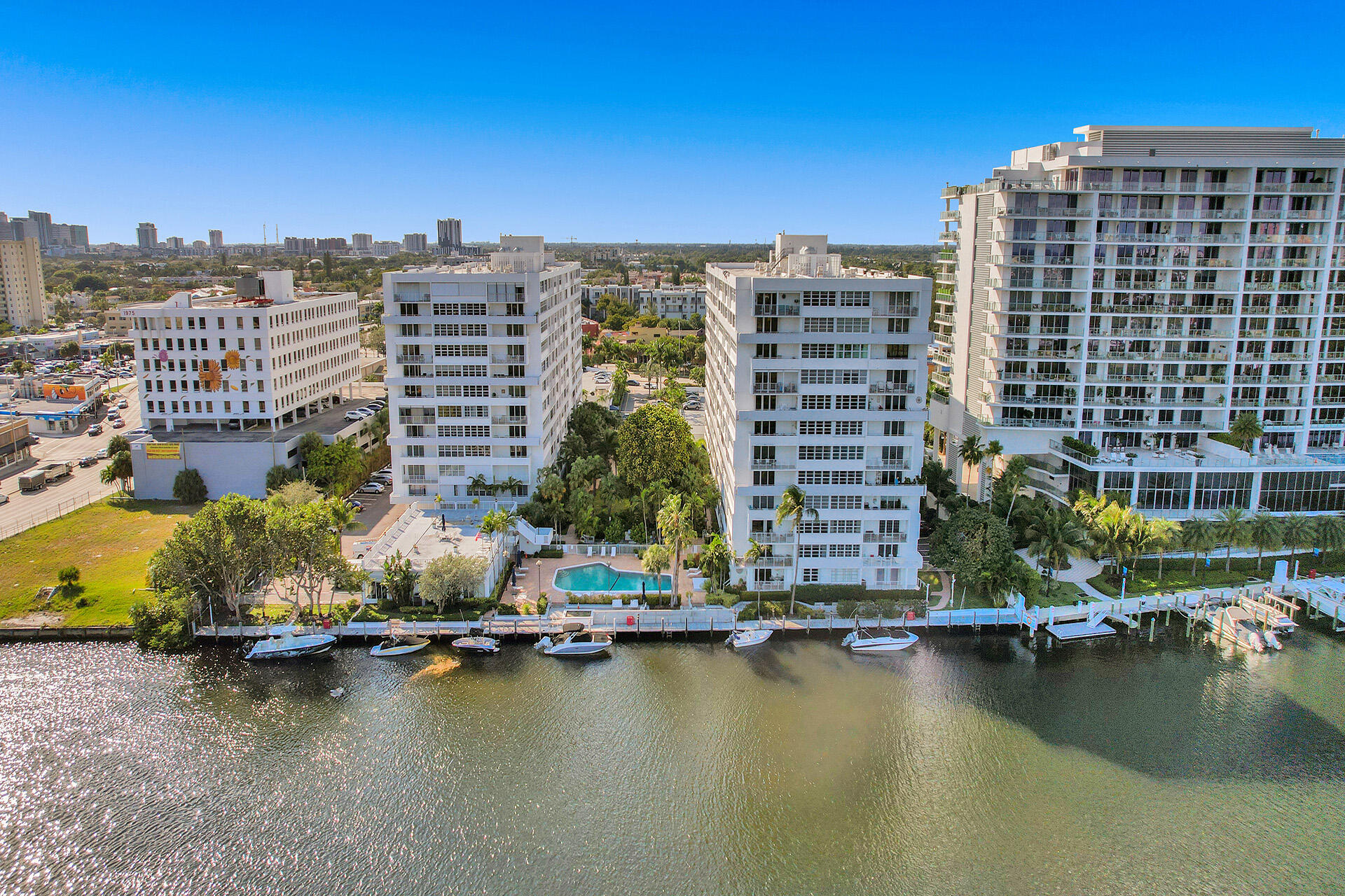 EAST POINT TOWERS CONDO - Residential