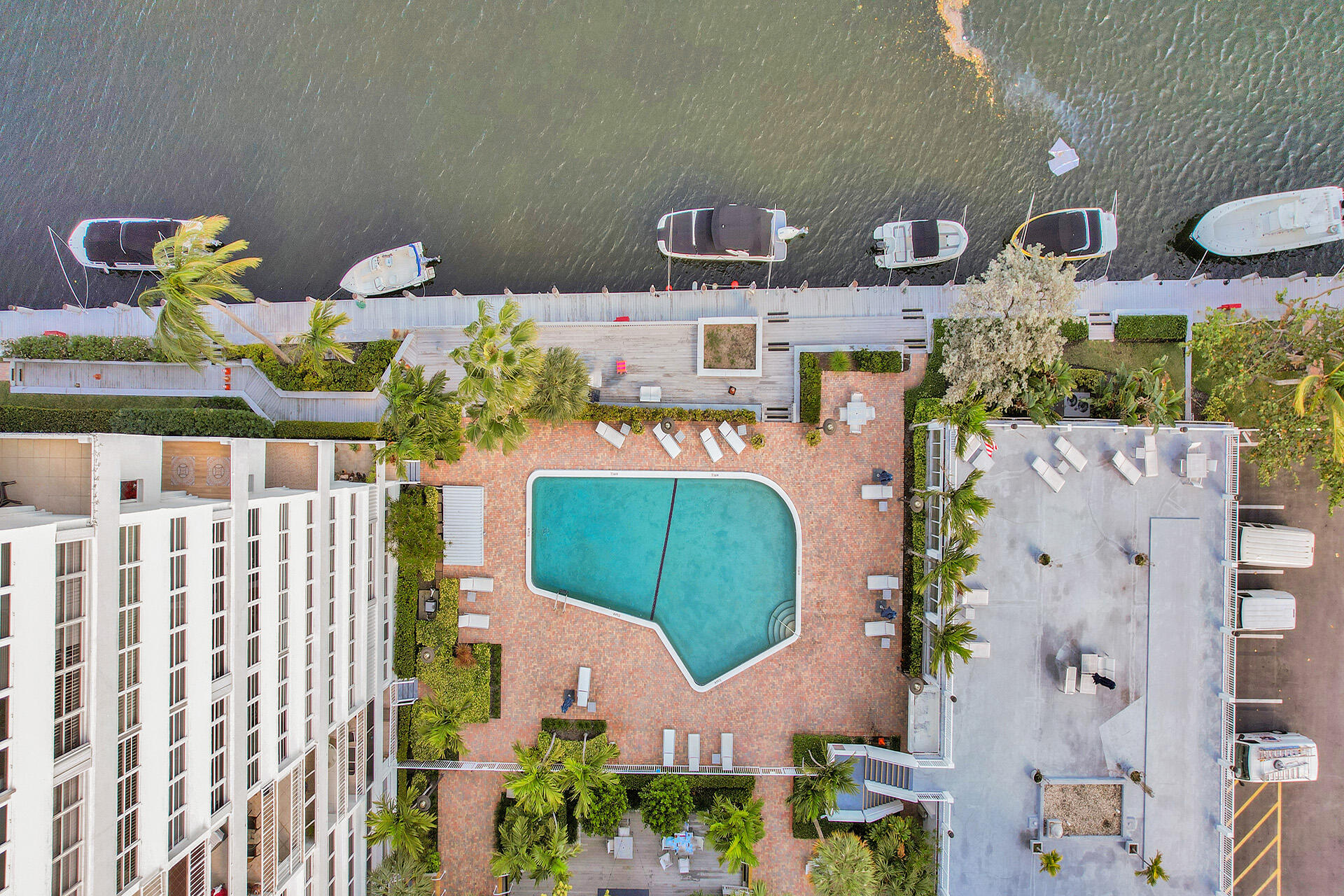 EAST POINT TOWERS CONDO - Residential