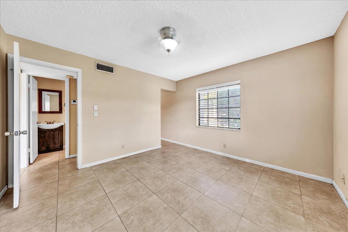 CYPRESS CLUB CONDO - Residential