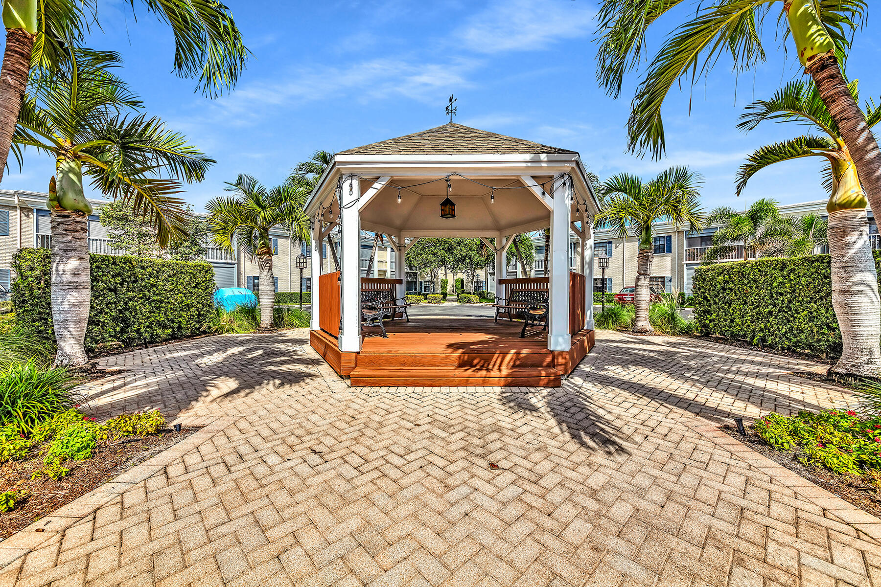 CYPRESS CLUB CONDO - Residential