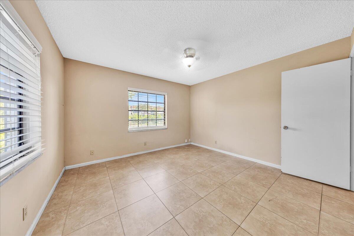 CYPRESS CLUB CONDO - Residential