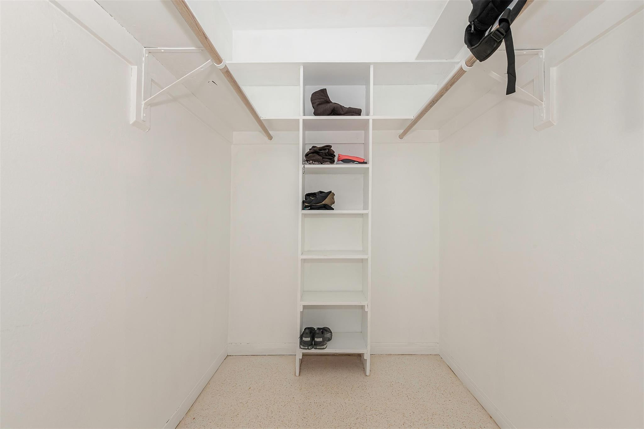 Garden Isles Sec 2 49-6 B - Residential Income