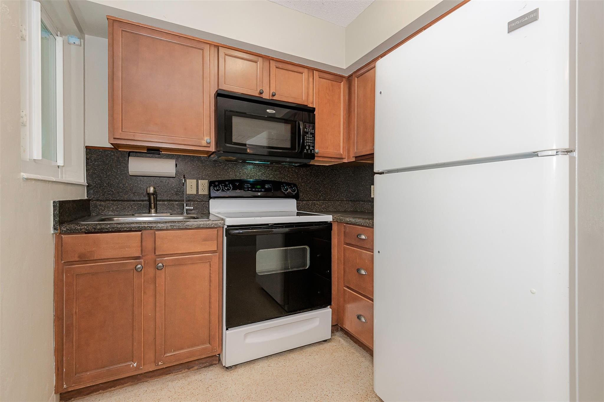Garden Isles Sec 2 49-6 B - Residential Income