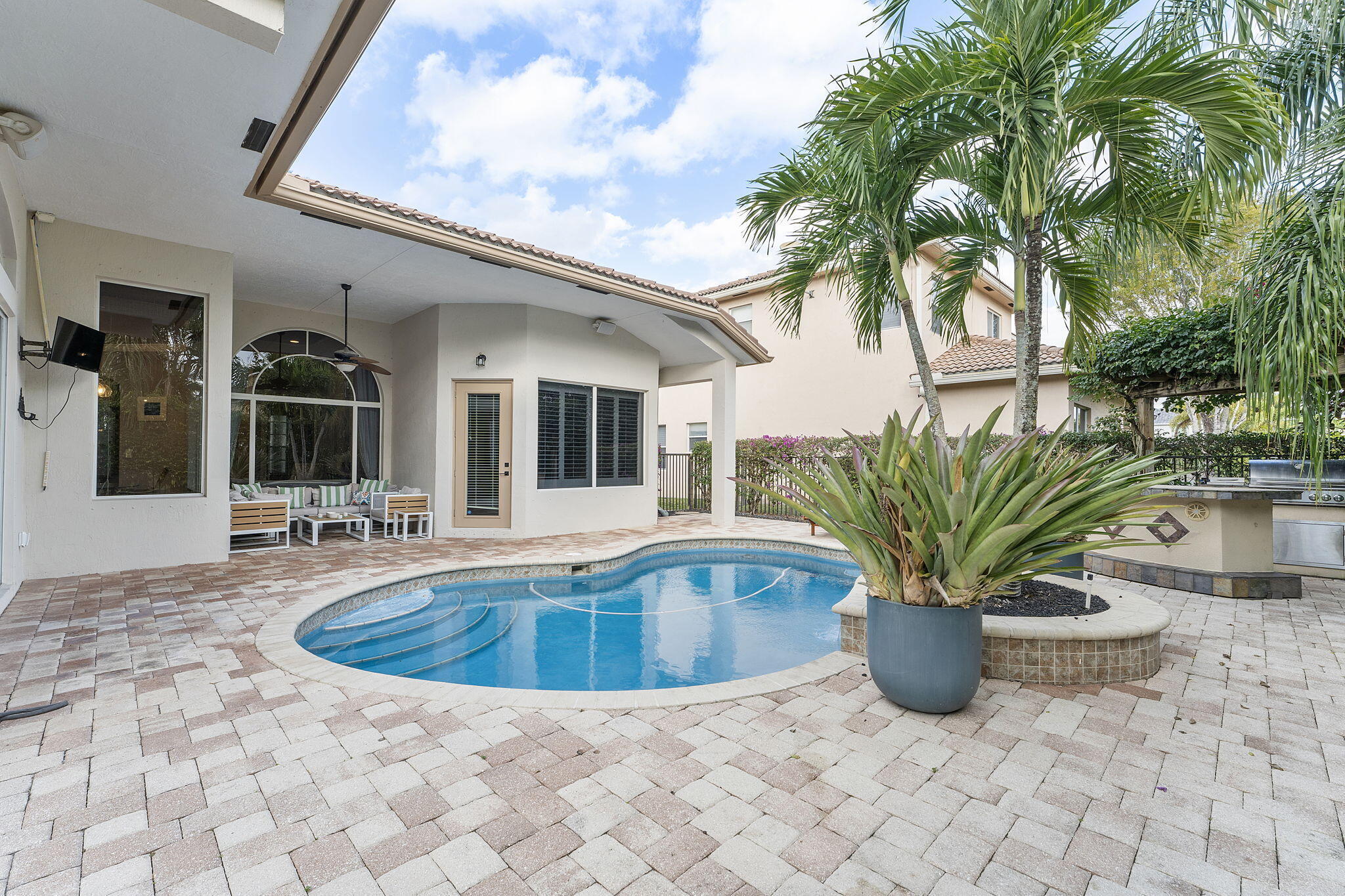 SARATOGA AT ROYAL PALM PL 1 - Residential