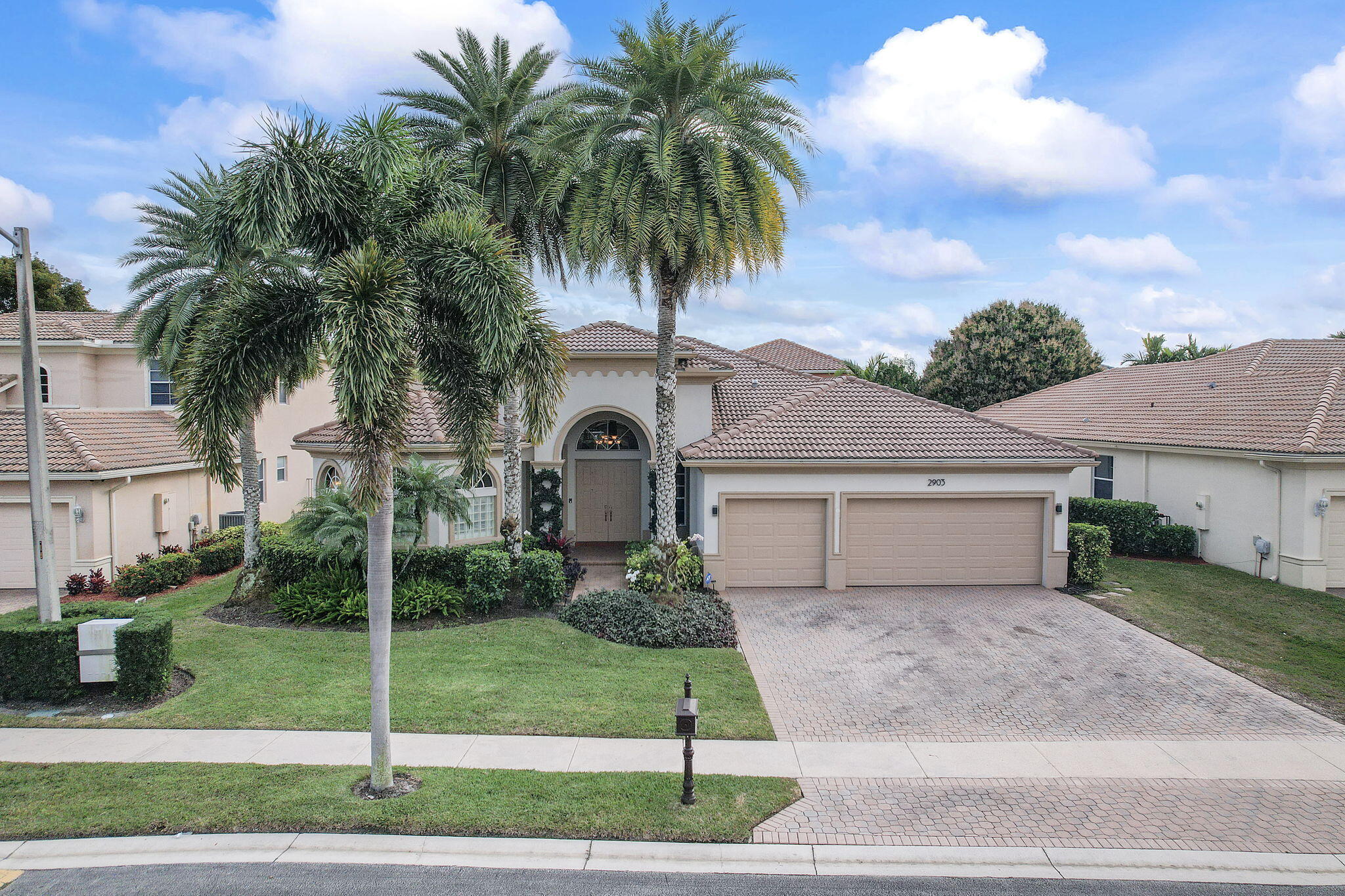 SARATOGA AT ROYAL PALM PL 1 - Residential