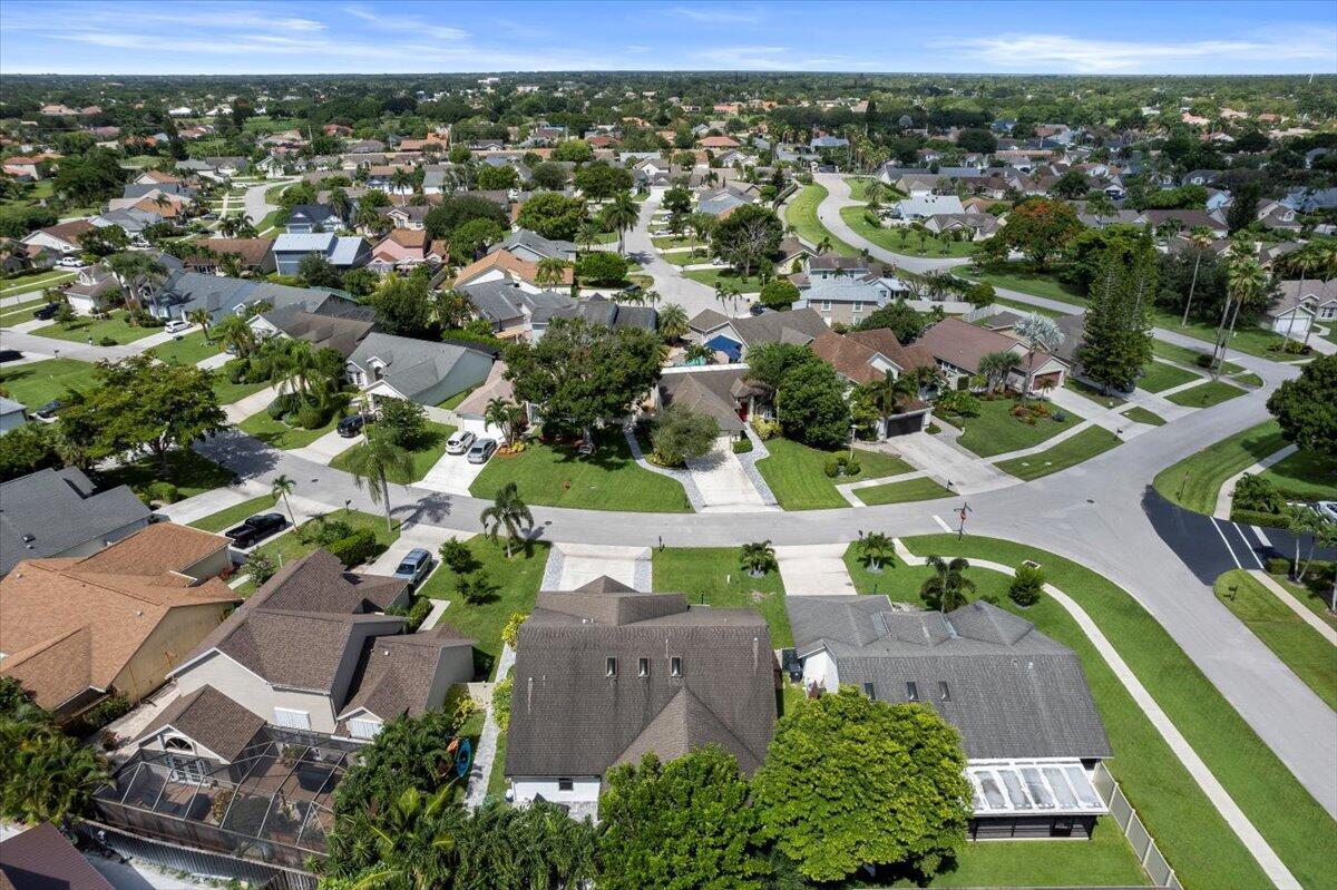 MEADOWLAND COVE 1 OF WELLINGTON - Residential Lease