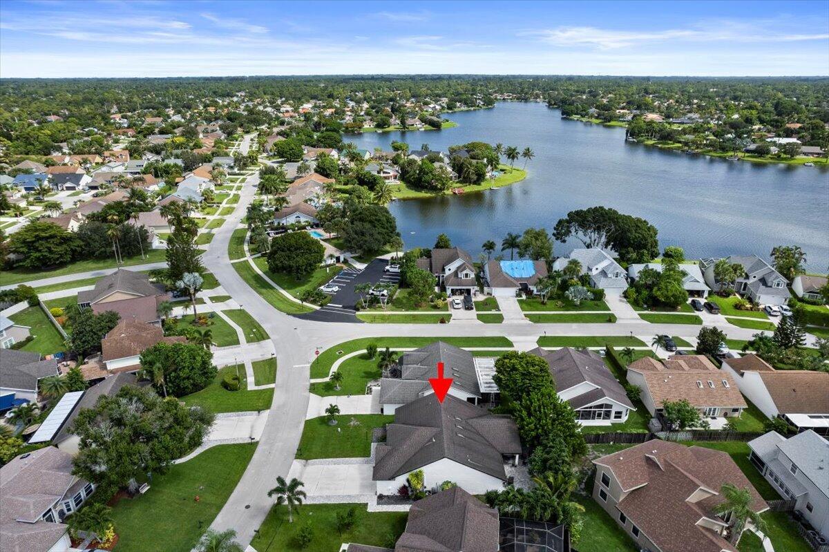 MEADOWLAND COVE 1 OF WELLINGTON - Residential Lease