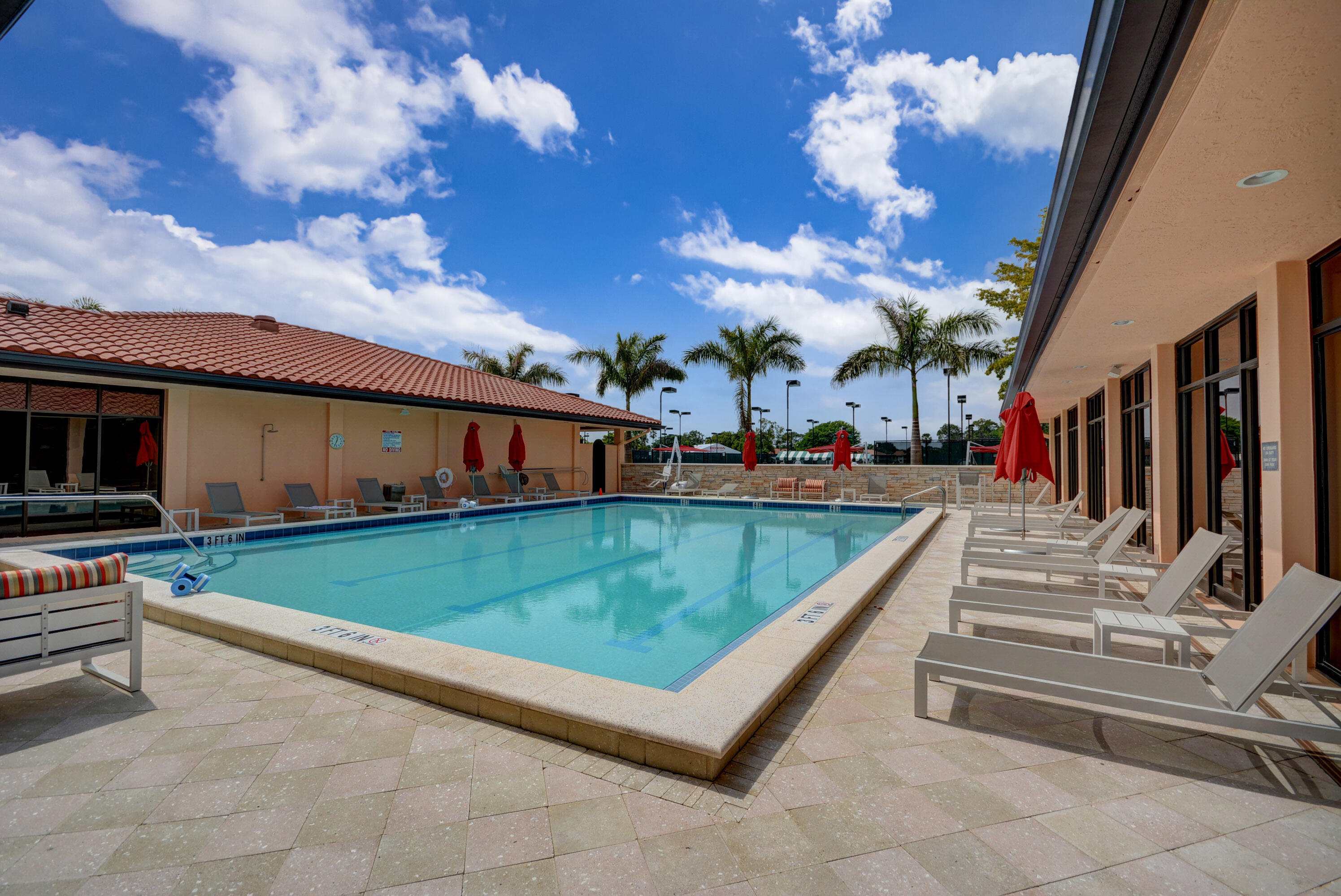 LEXINGTON GREEN CONDO - Residential Lease