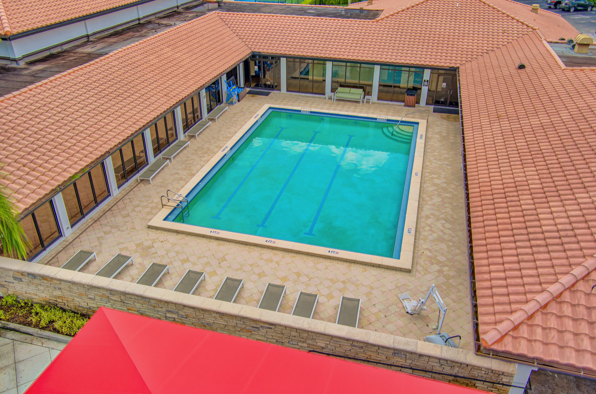 LEXINGTON GREEN CONDO - Residential Lease