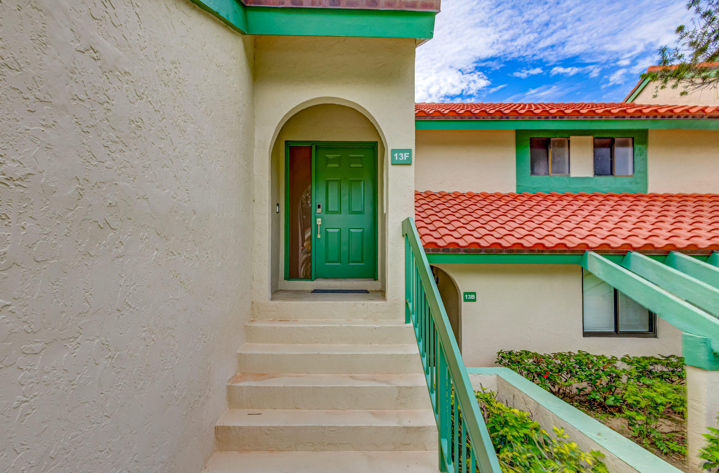 LEXINGTON GREEN CONDO - Residential Lease