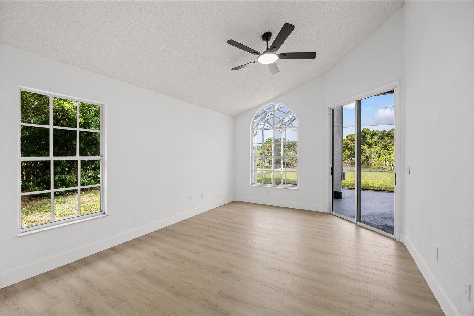 SOUTH PORT ST LUCIE UNIT 18 - Residential