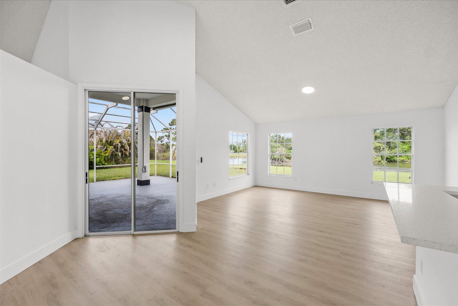 SOUTH PORT ST LUCIE UNIT 18 - Residential