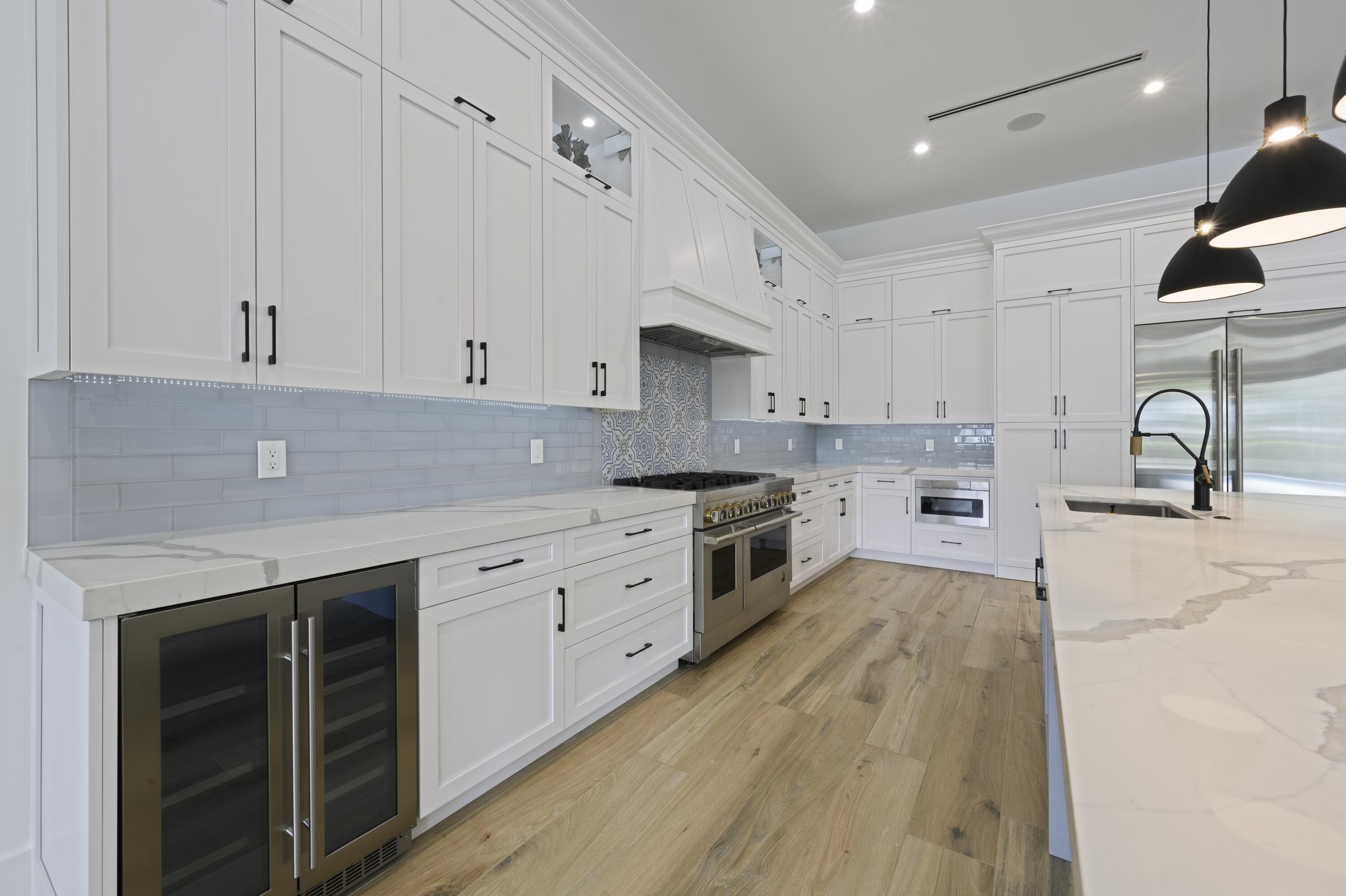 NORTH PALM BEACH VILLAGE OF 2 - Residential