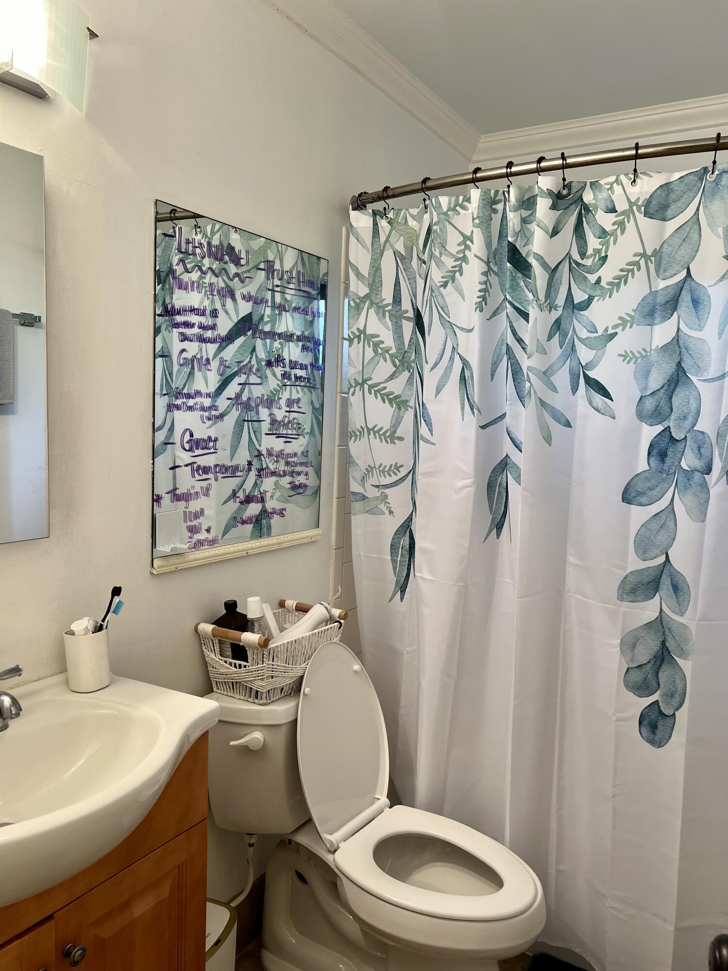 SHADYWOODS PH TWO - Residential Lease