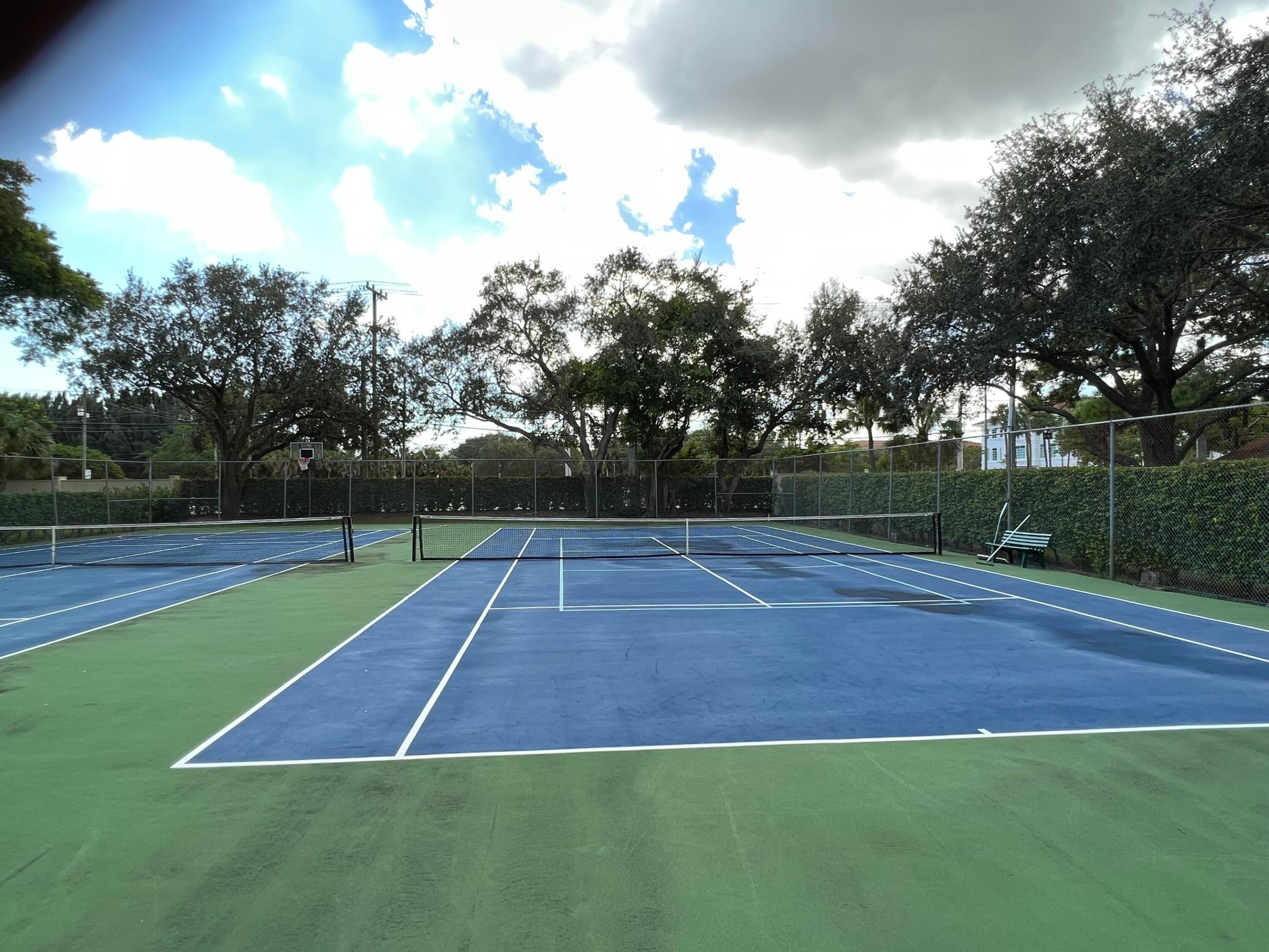 SHADYWOODS PH TWO - Residential Lease