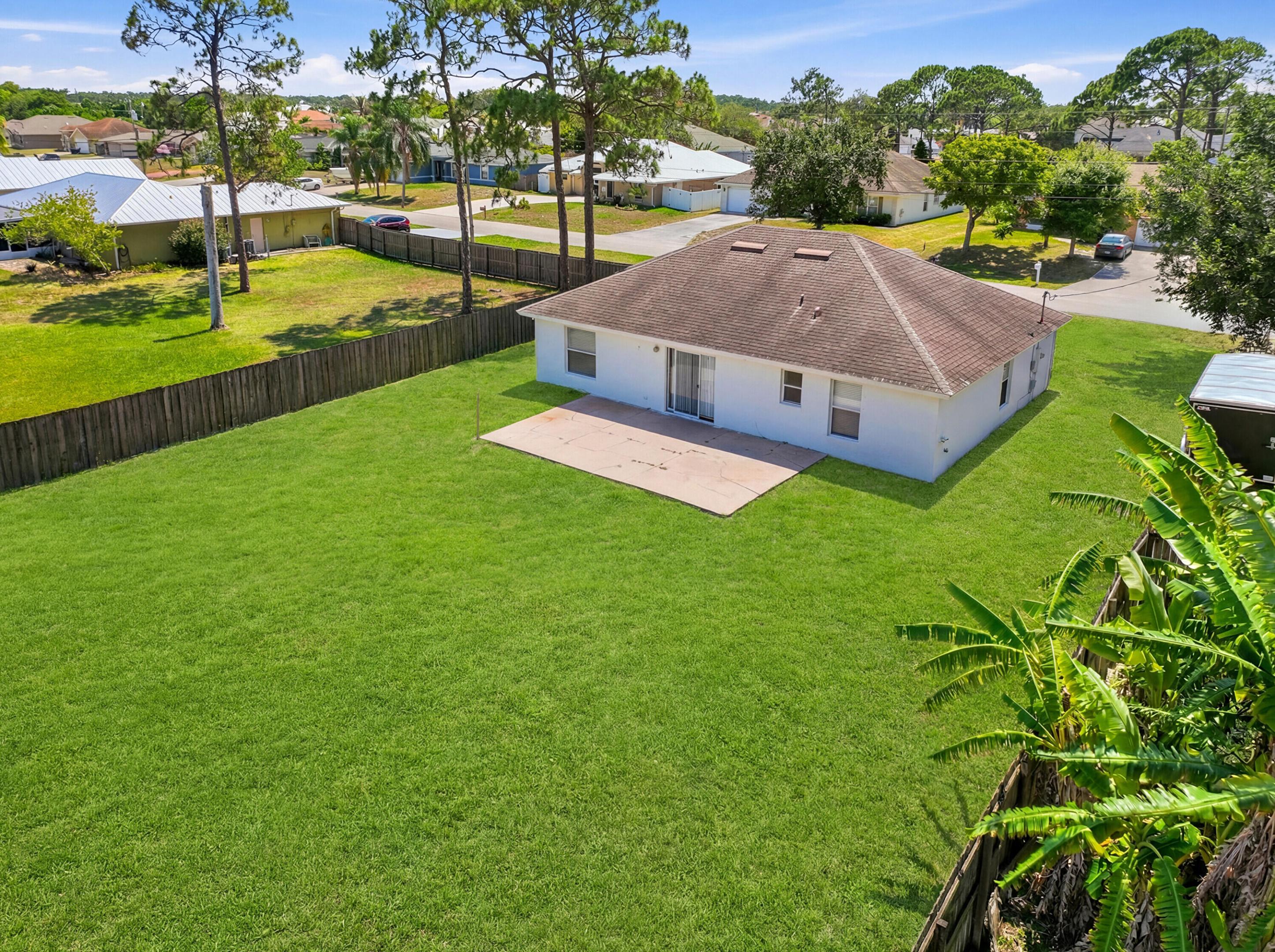 PORT ST LUCIE SECTION 33 - Residential