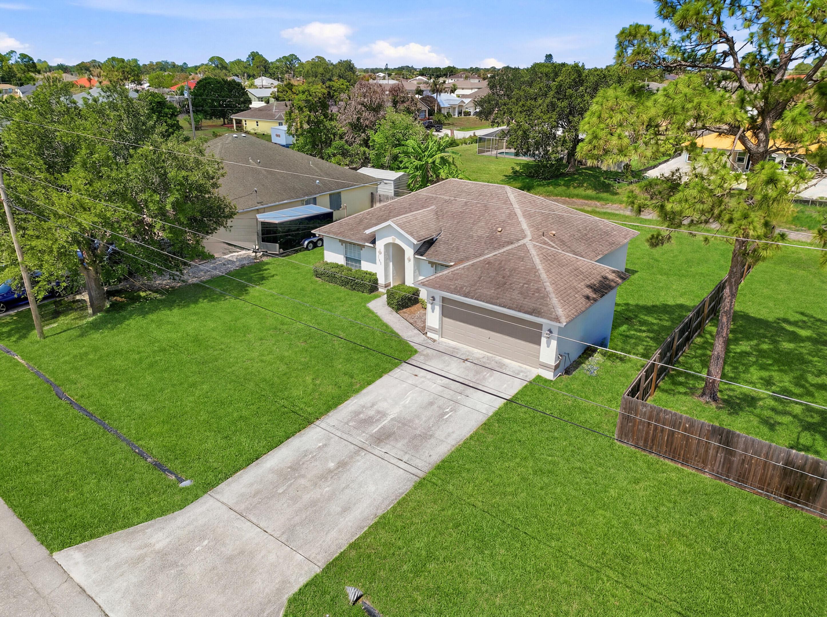 PORT ST LUCIE SECTION 33 - Residential