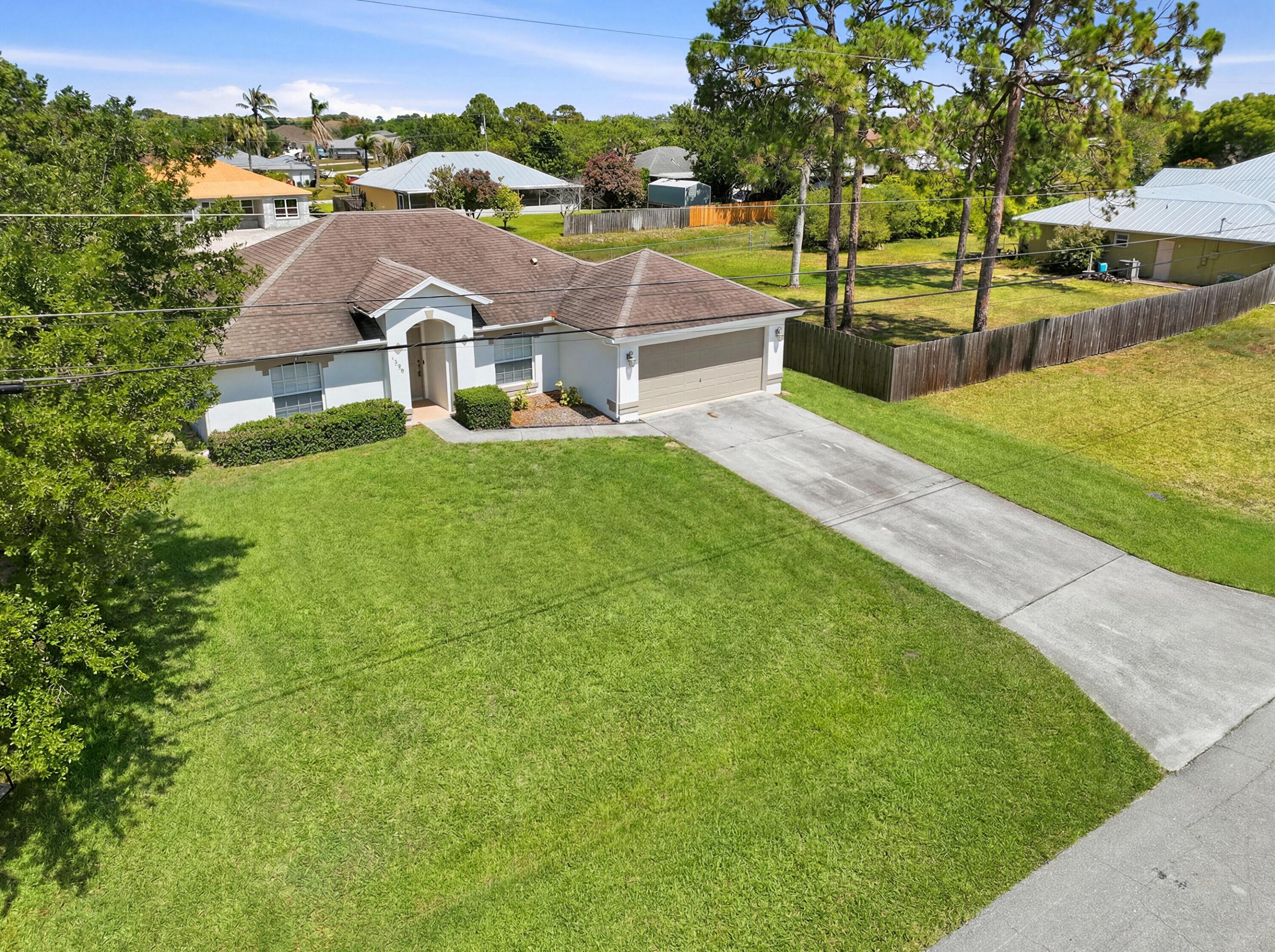 PORT ST LUCIE SECTION 33 - Residential