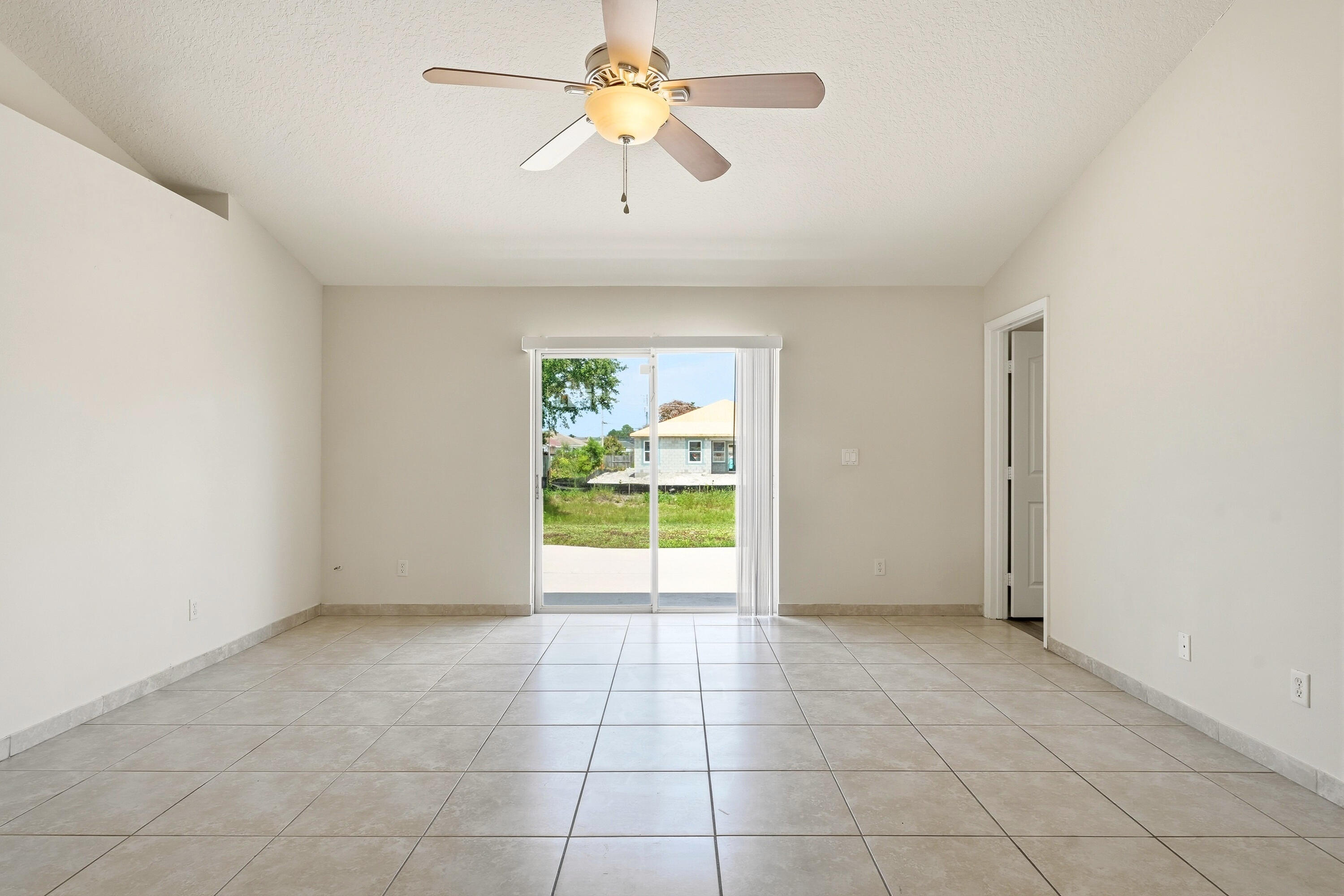 PORT ST LUCIE SECTION 33 - Residential