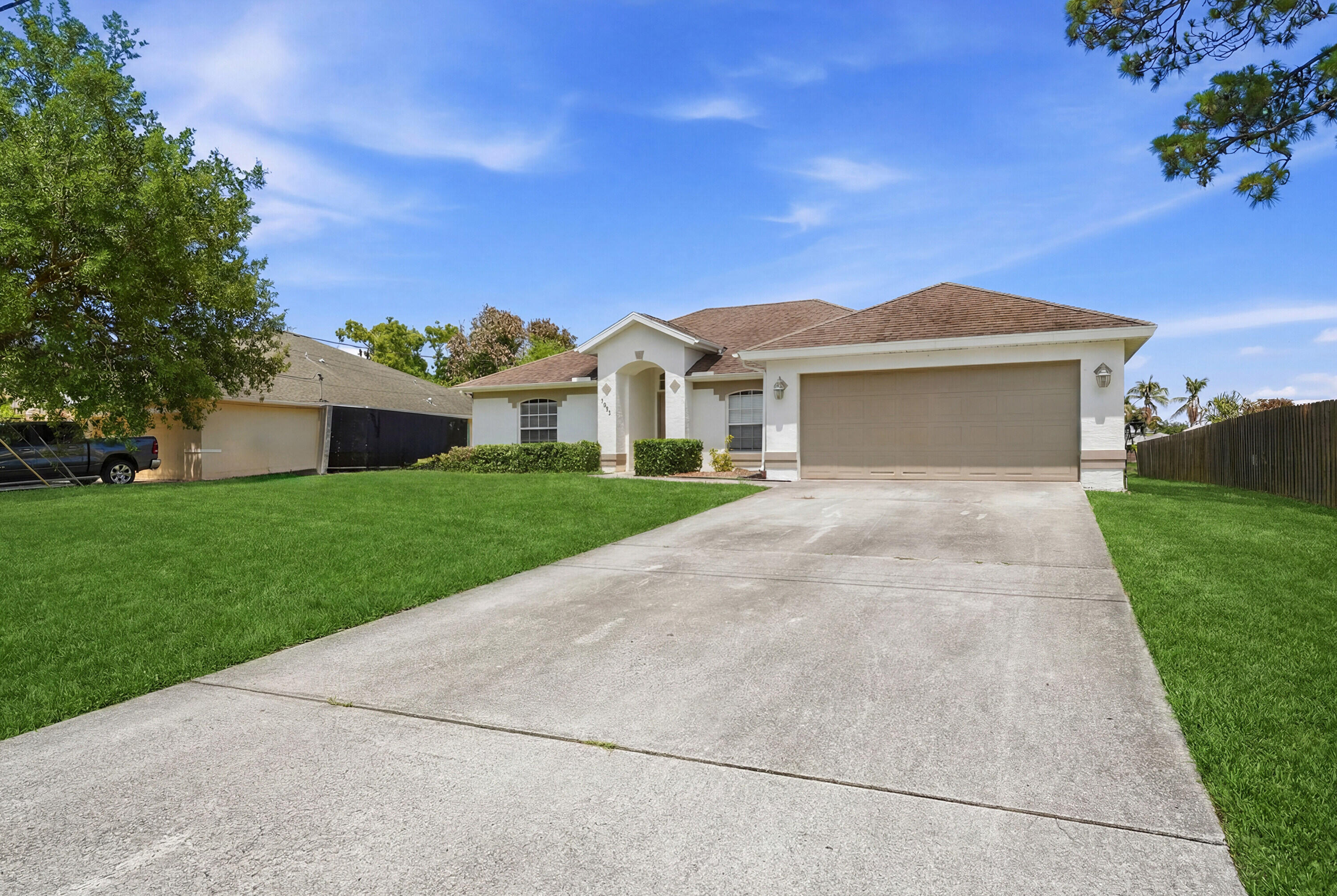 PORT ST LUCIE SECTION 33 - Residential