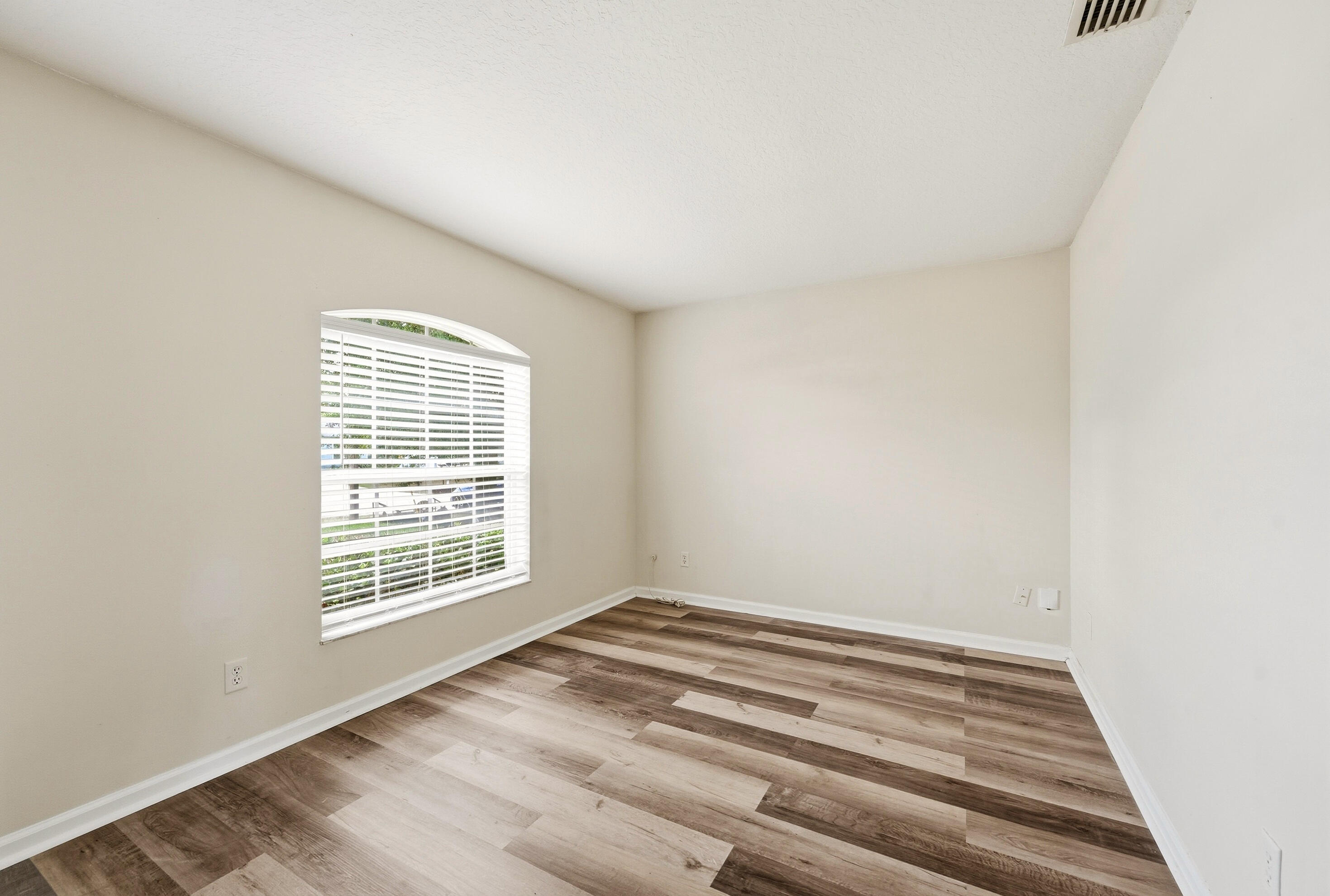 PORT ST LUCIE SECTION 33 - Residential