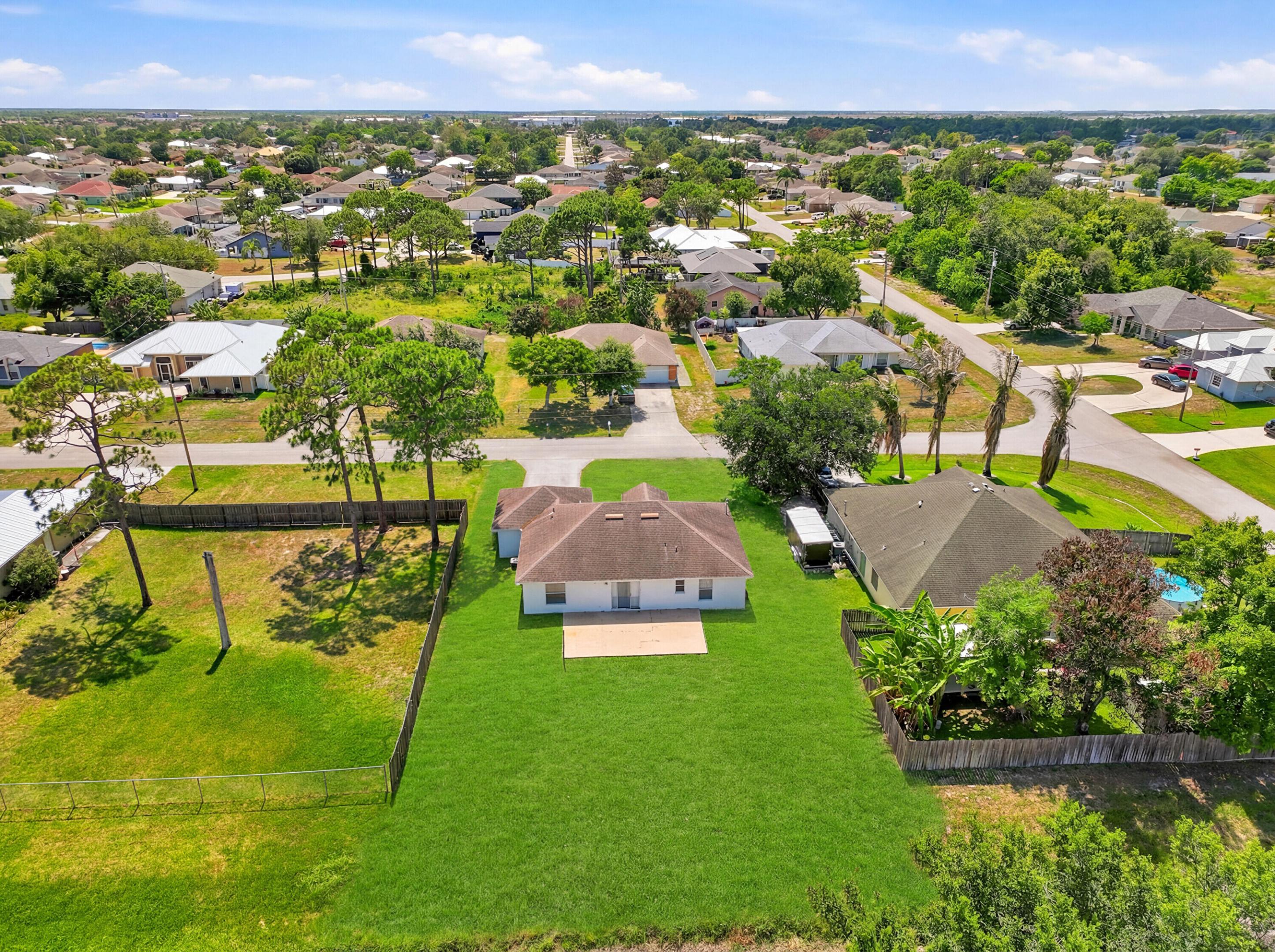 PORT ST LUCIE SECTION 33 - Residential
