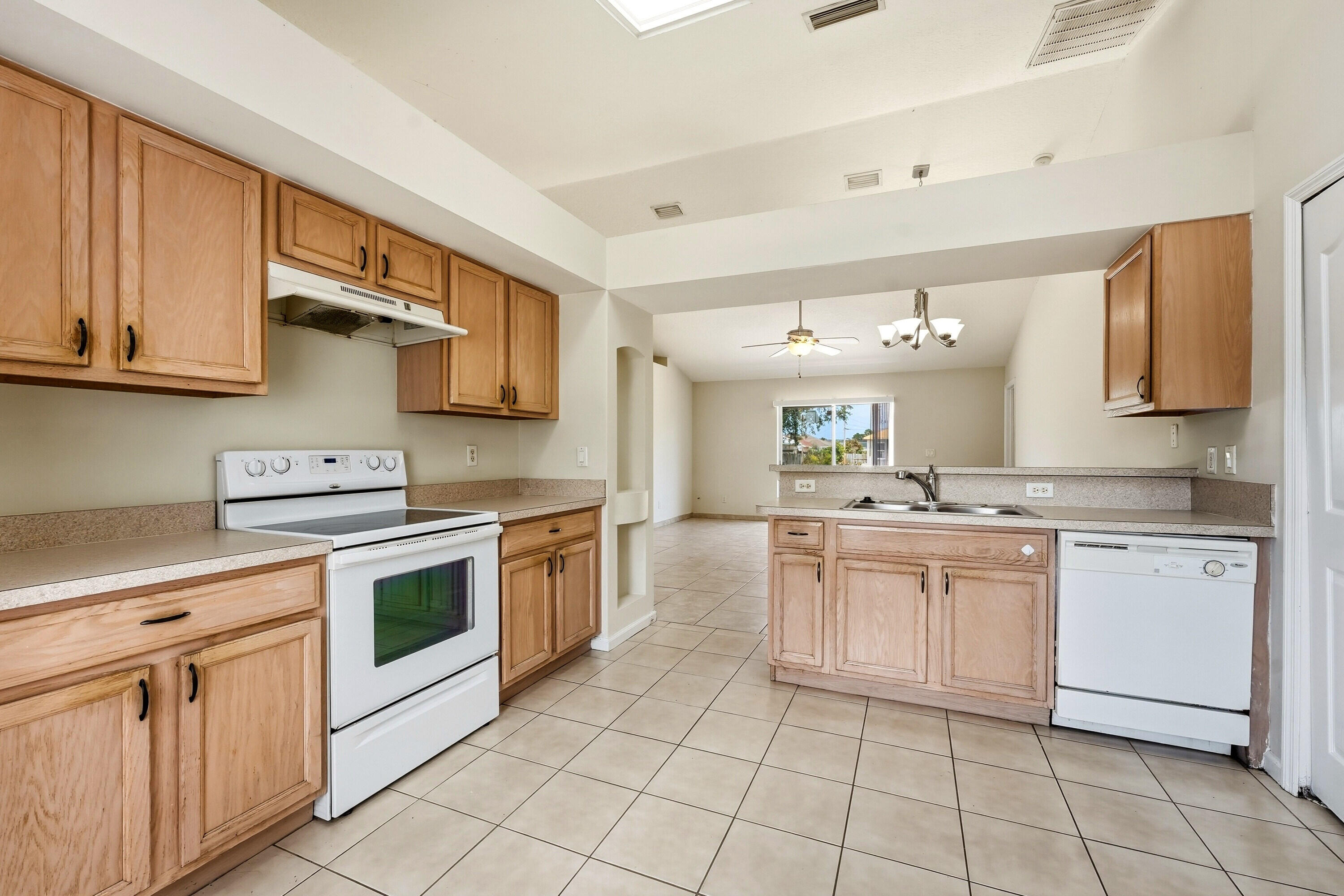 PORT ST LUCIE SECTION 33 - Residential