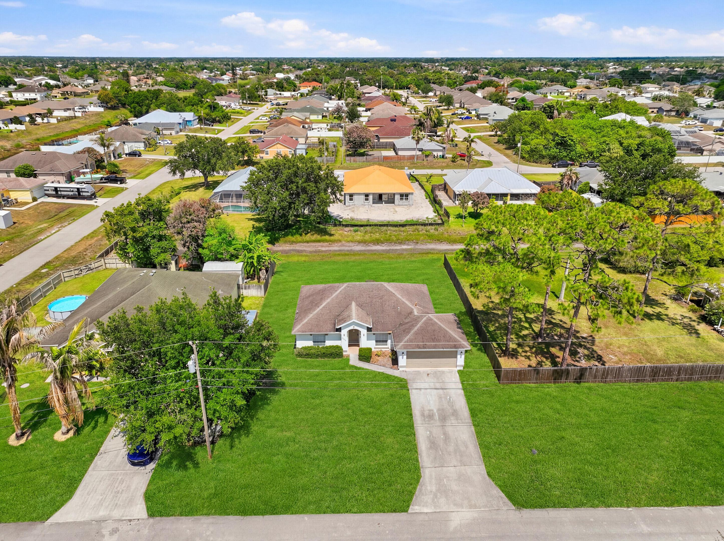 PORT ST LUCIE SECTION 33 - Residential