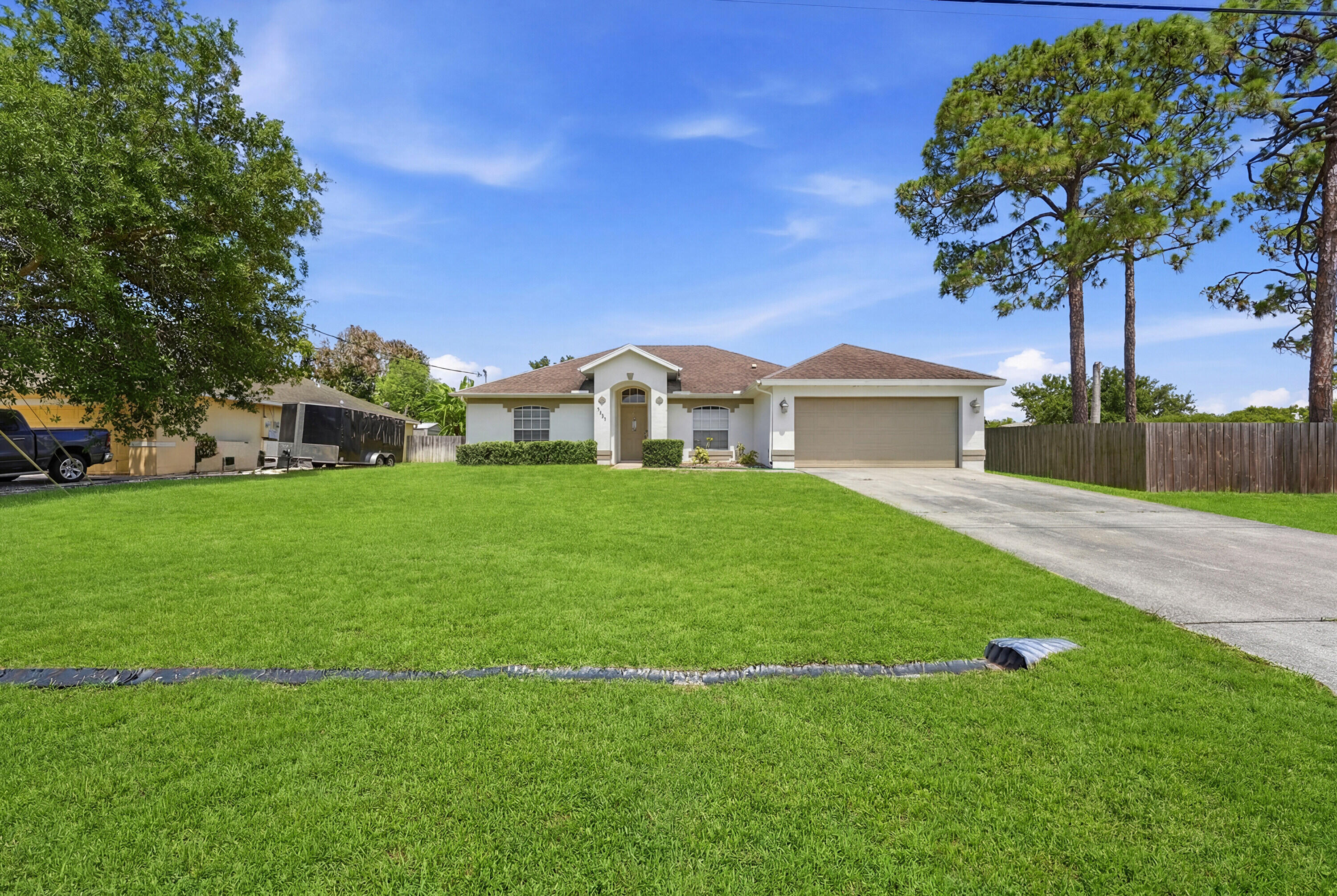 PORT ST LUCIE SECTION 33 - Residential