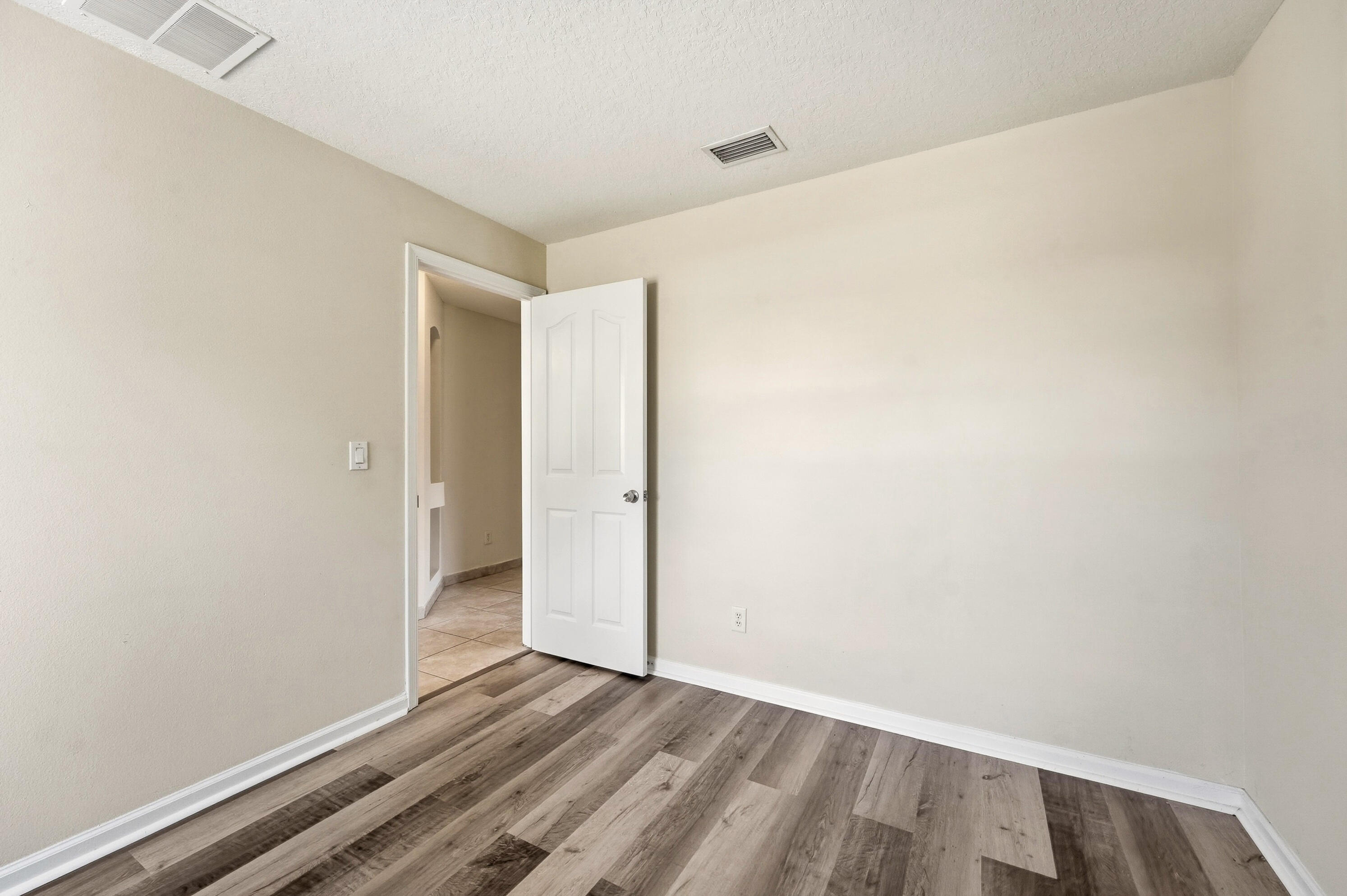 PORT ST LUCIE SECTION 33 - Residential
