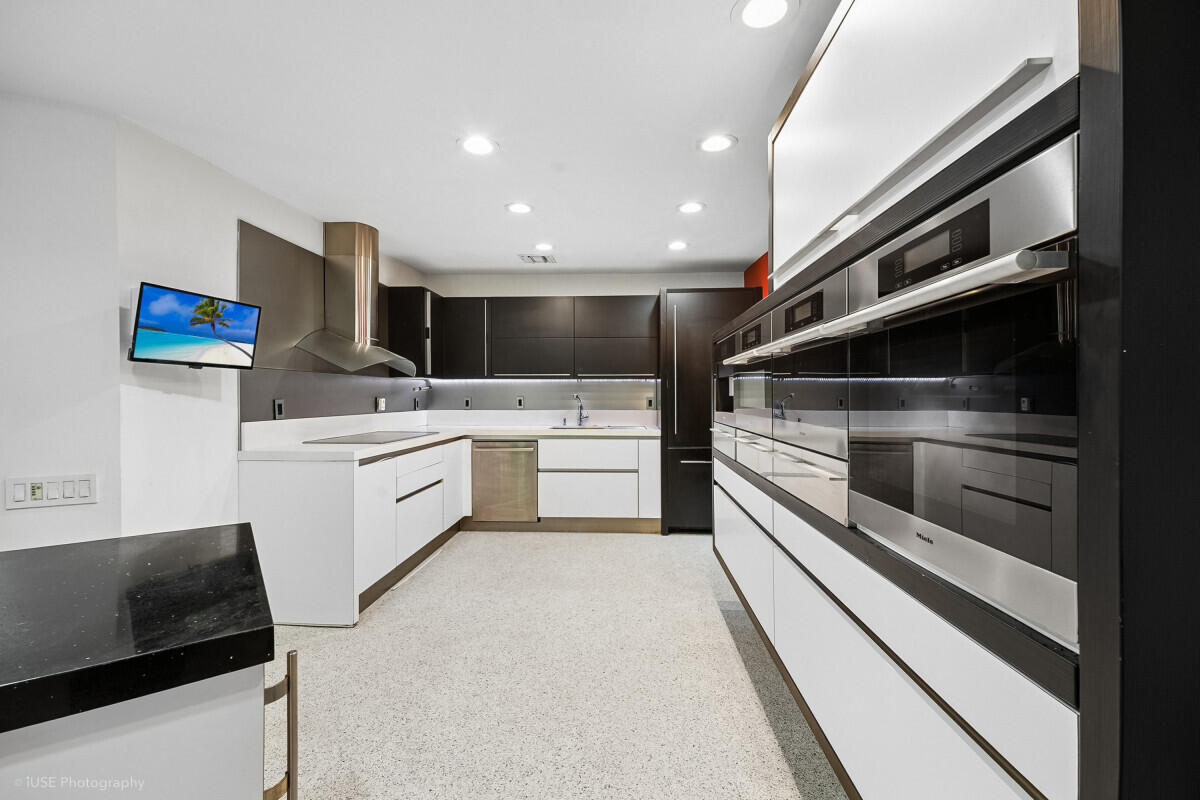 RIO VISTA ISLES - Residential