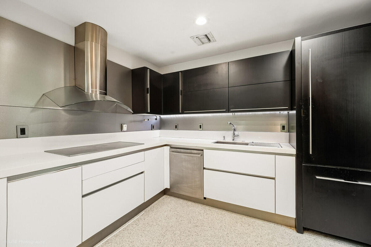RIO VISTA ISLES - Residential